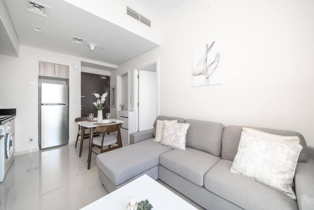 Apartment Stonetree - Cozy Fully-furnished 1 Bedroom In Damac Hills *