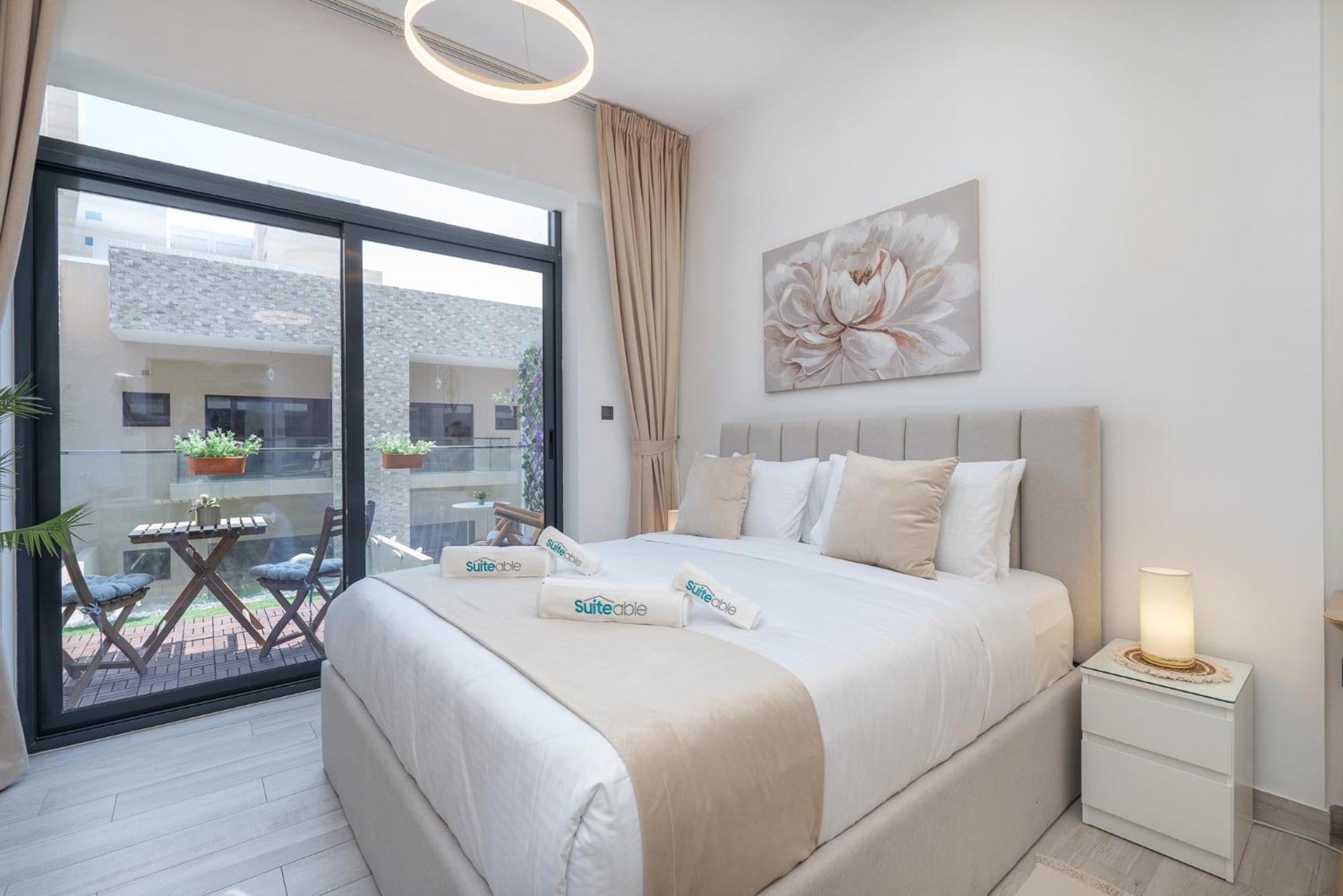 Lovely In Oxford 2 By Suiteable * Dubai