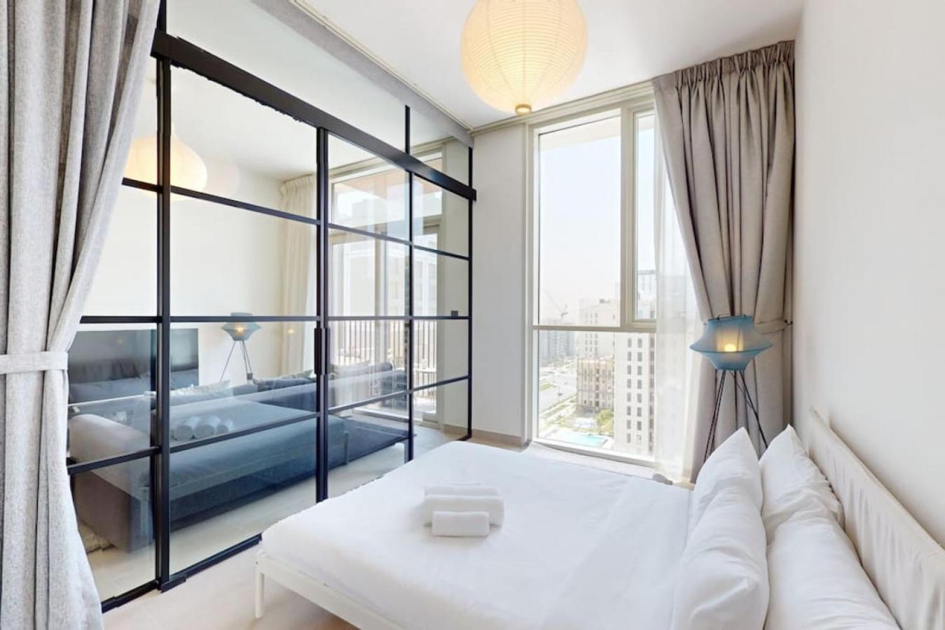 Apartment Collective Tower - Smart Two Bedroom *