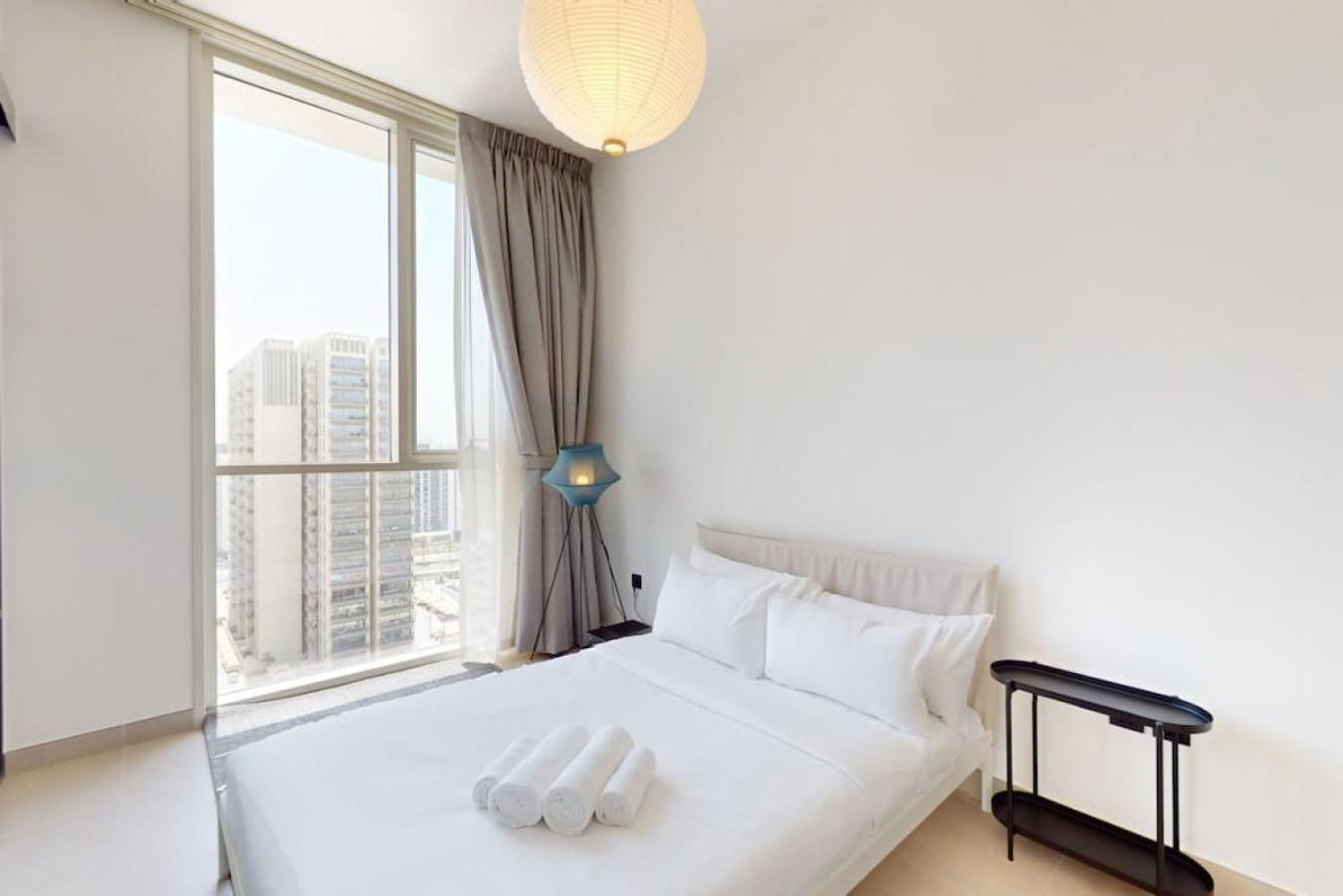 Collective Tower - Smart Two Bedroom * Dubai