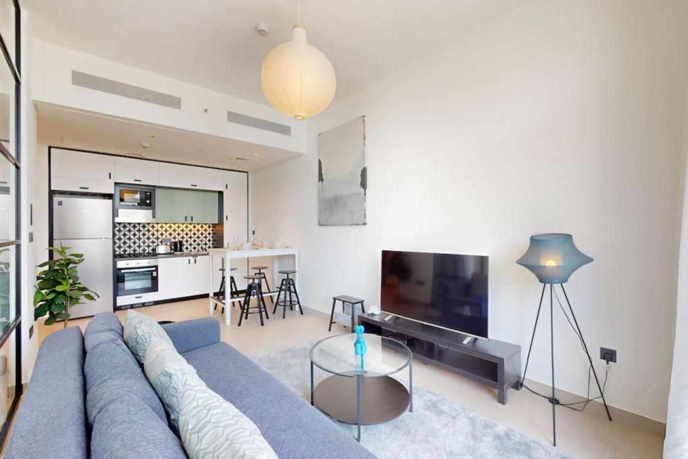 Apartment Collective Tower - Smart Two Bedroom
