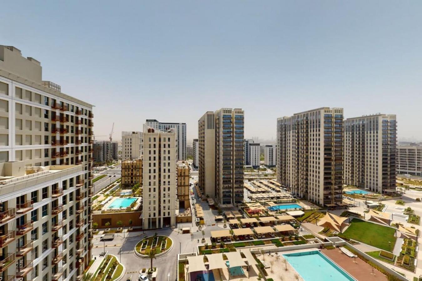 Collective Tower - Smart Two Bedroom * Dubai