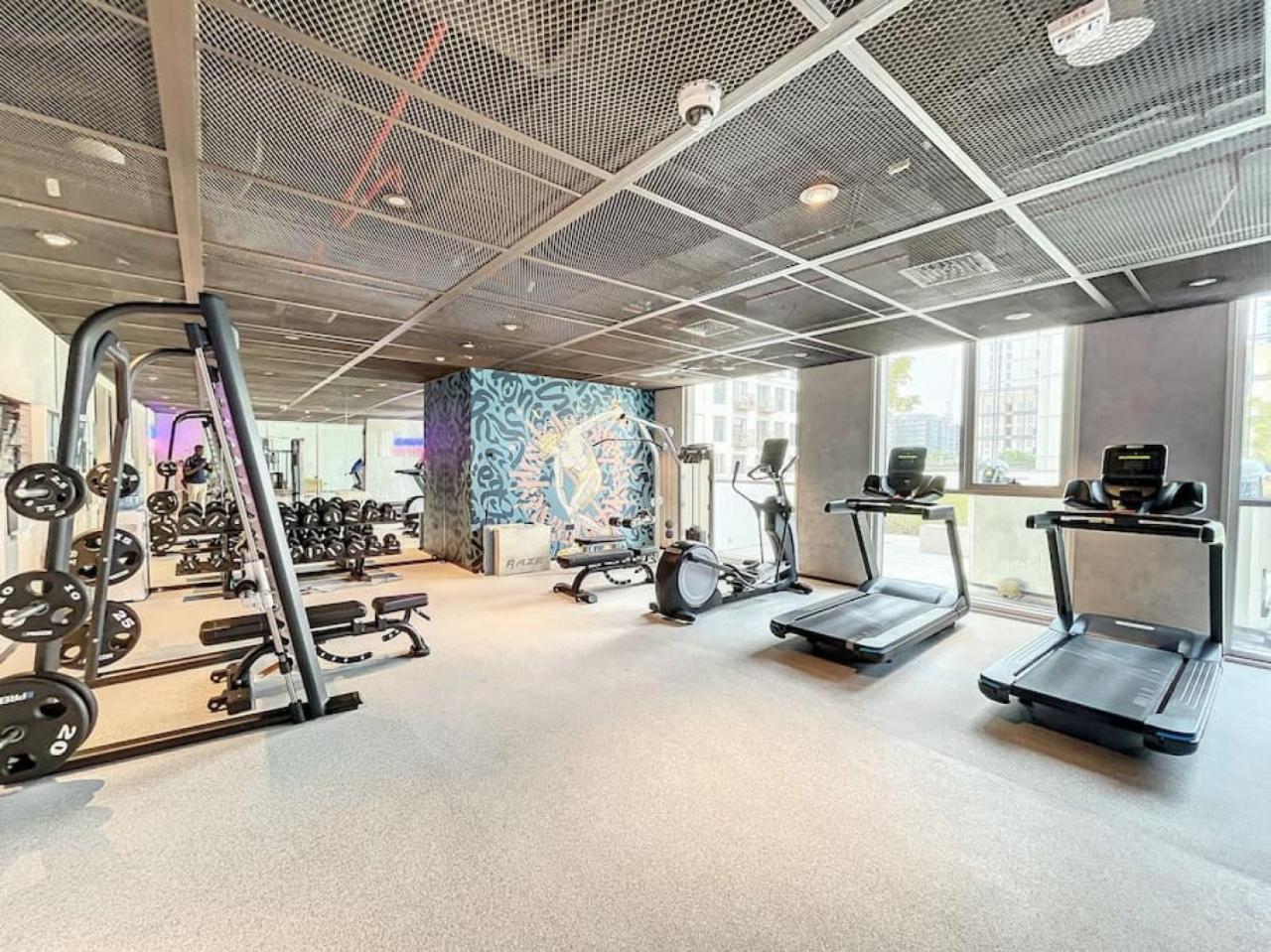 Collective Tower - Smart Two Bedroom Dubai