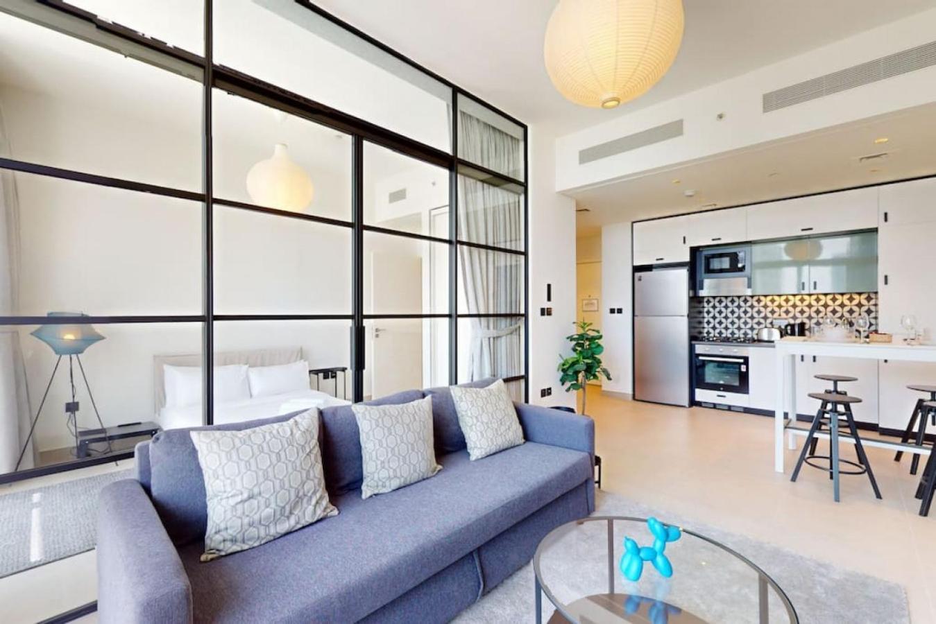 Collective Tower - Smart Two Bedroom