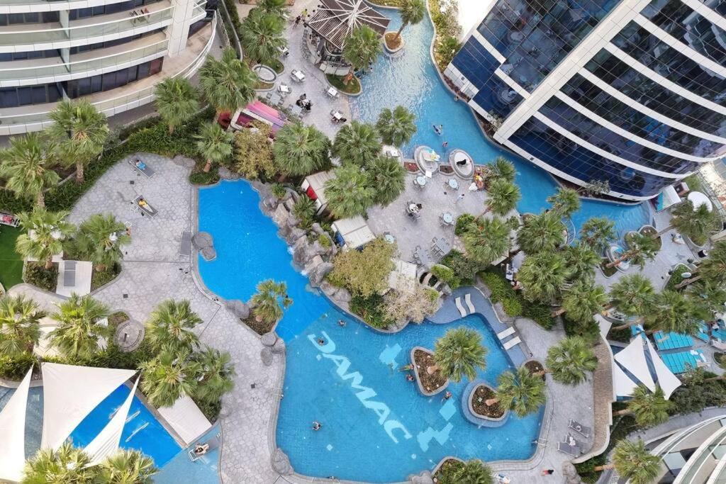 Luxury Paramount D111 Dubai