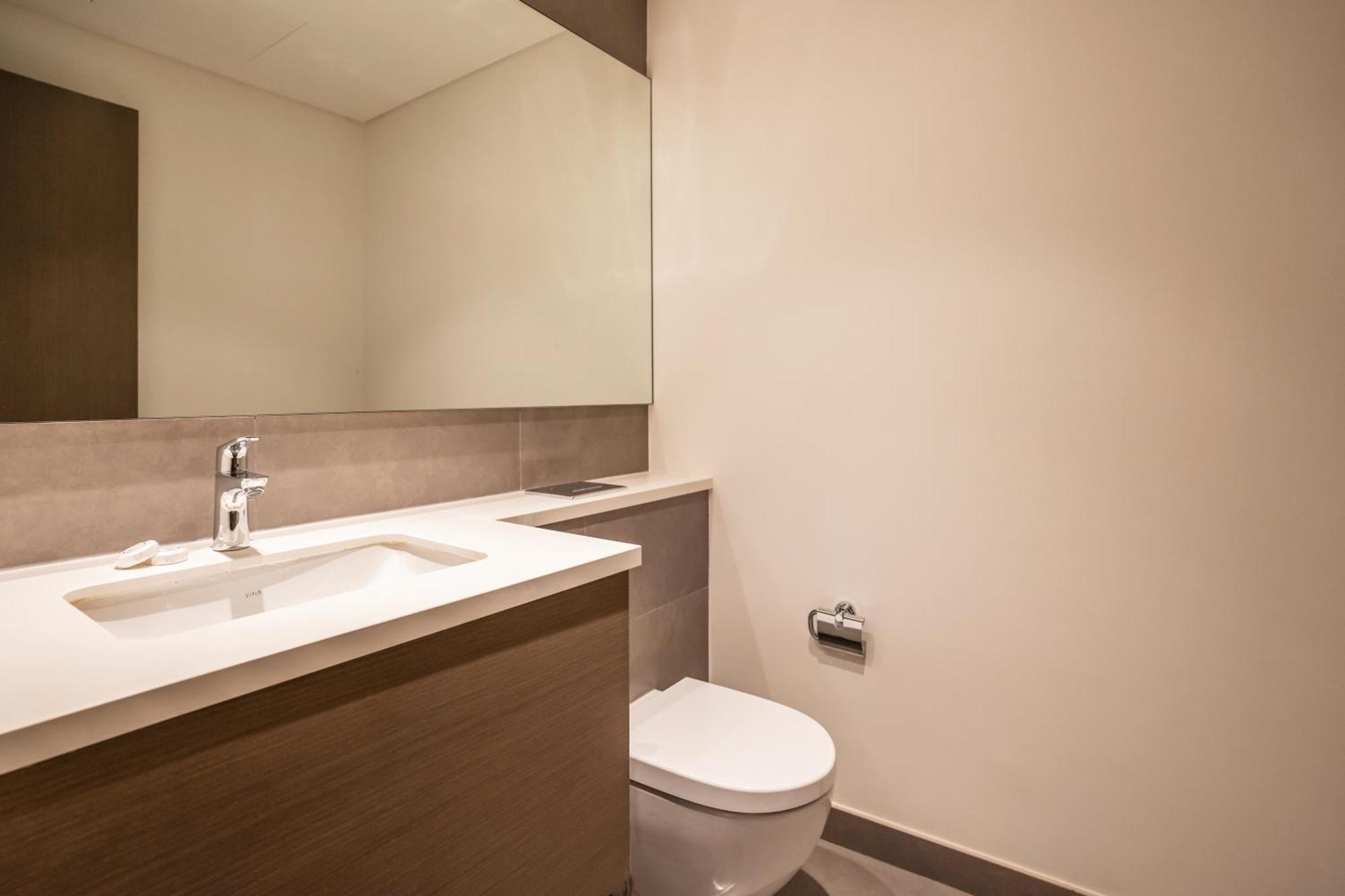 Creek Harbor Tower 2 - Premium Three Bedroom Dubai