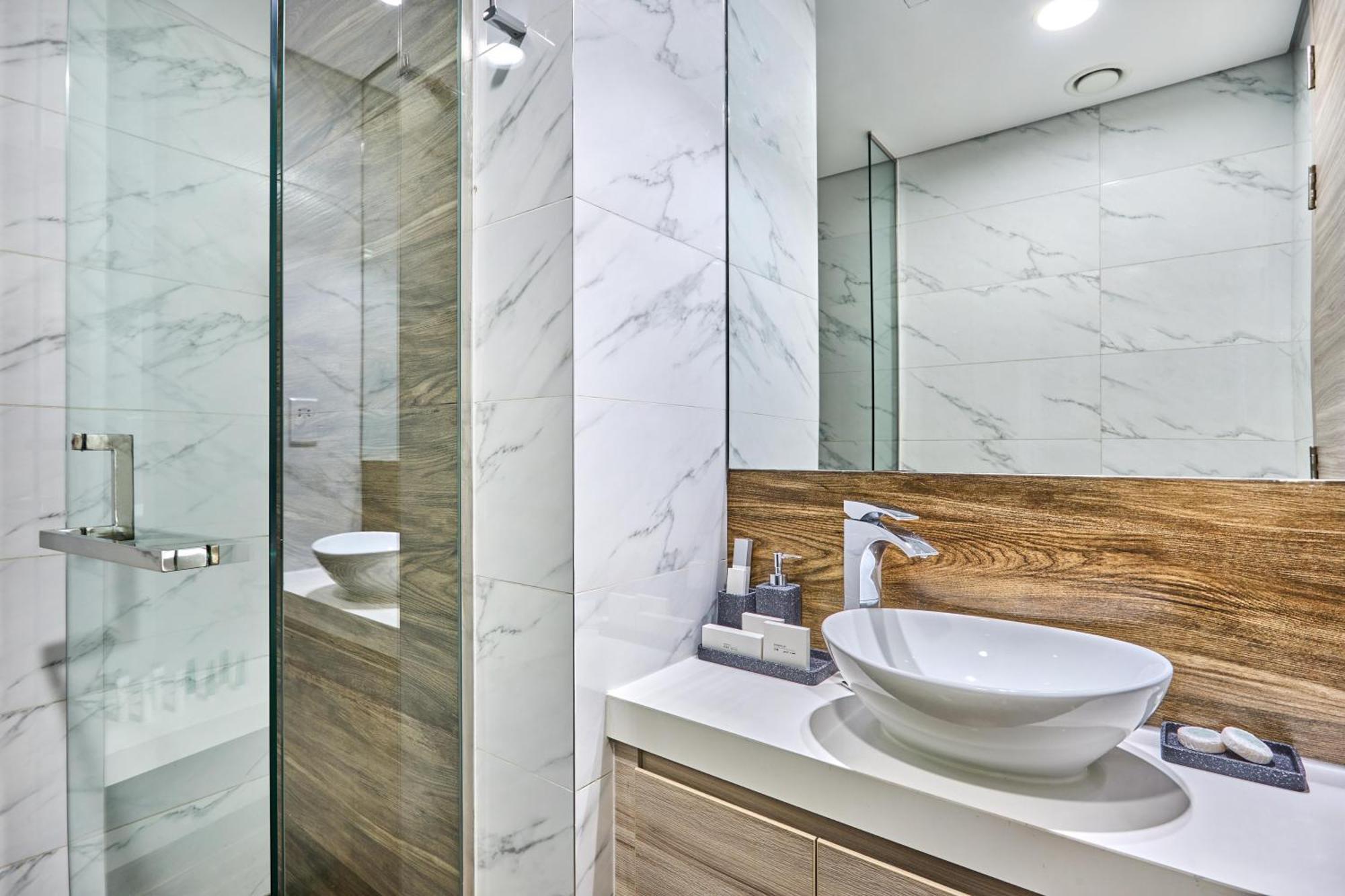 Luxury - Sol Bay Tower - Business Bay By Stayfinity Dubai