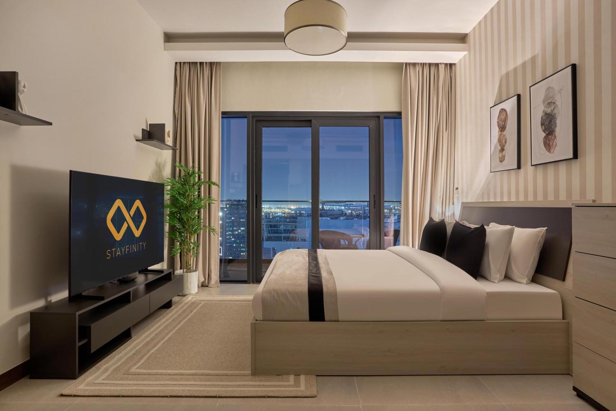 Luxury - Sol Bay Tower - Business Bay By Stayfinity Dubai