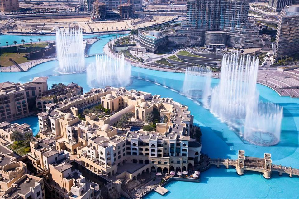 Kabene Exotics 4br Luxe Burj Khalifa View Downtown Dubai