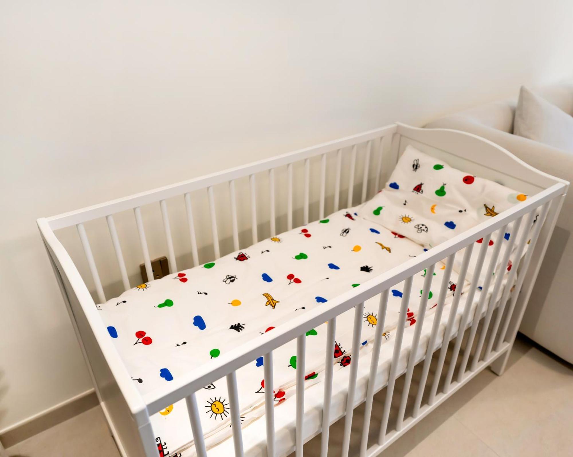 1br Downtown I Steps To Fountain & Mall * Dubai