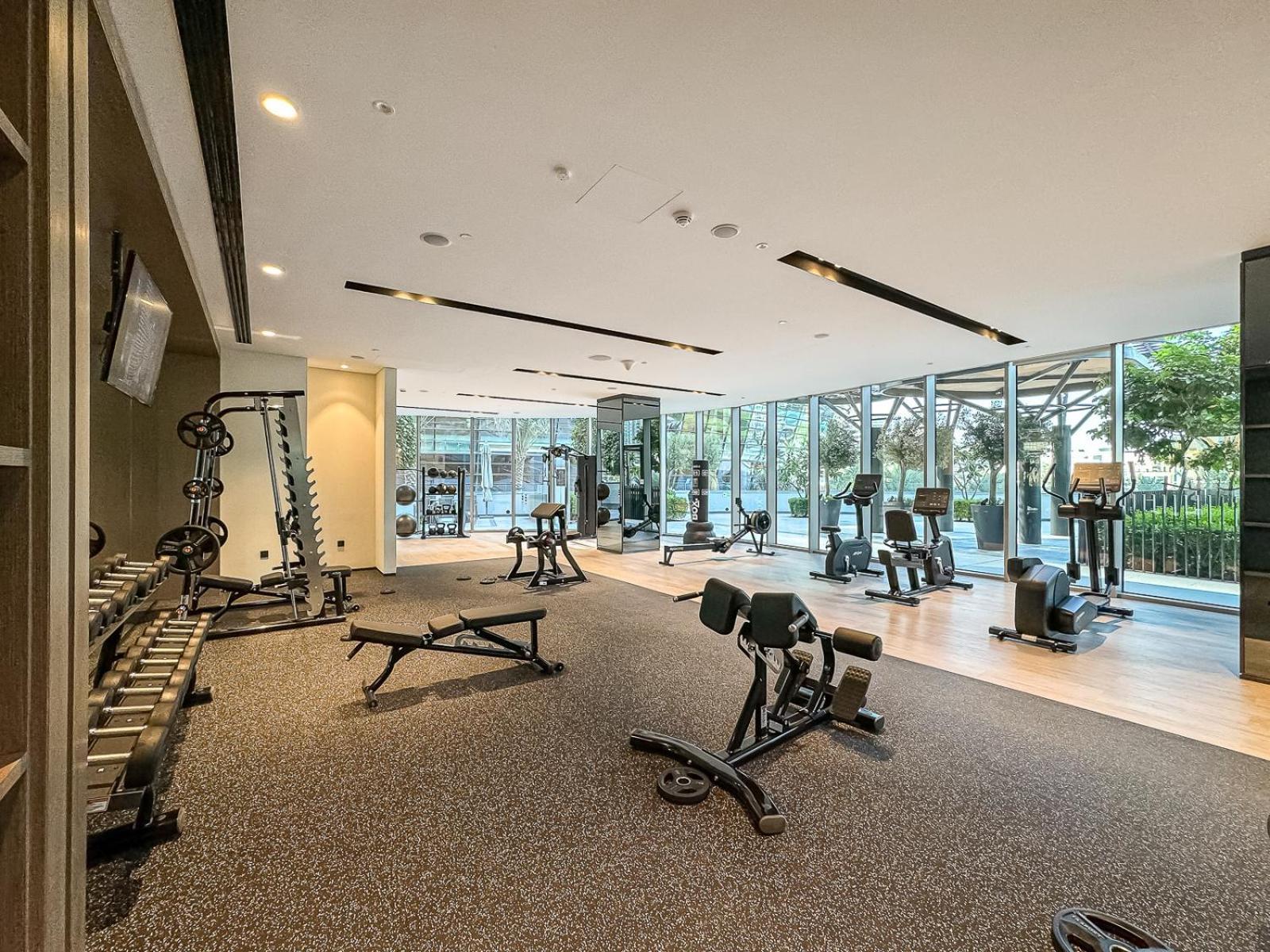 Luxury 3br With Burj Khalifa Views Apartment