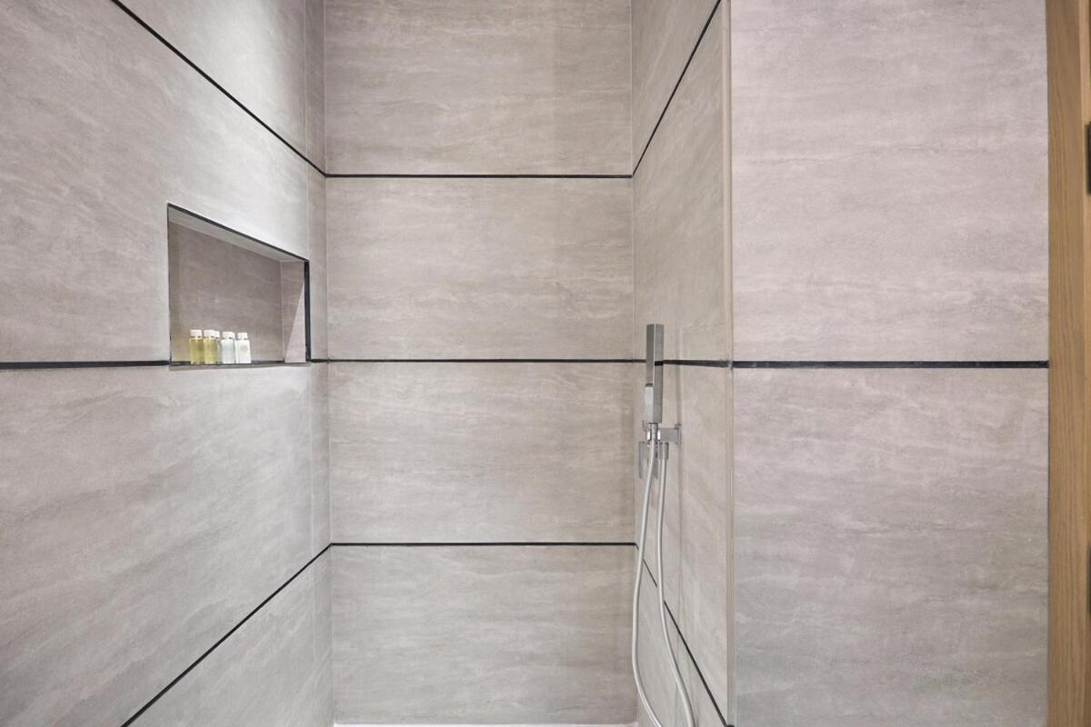 Modern Elegant & Comfort Apartment