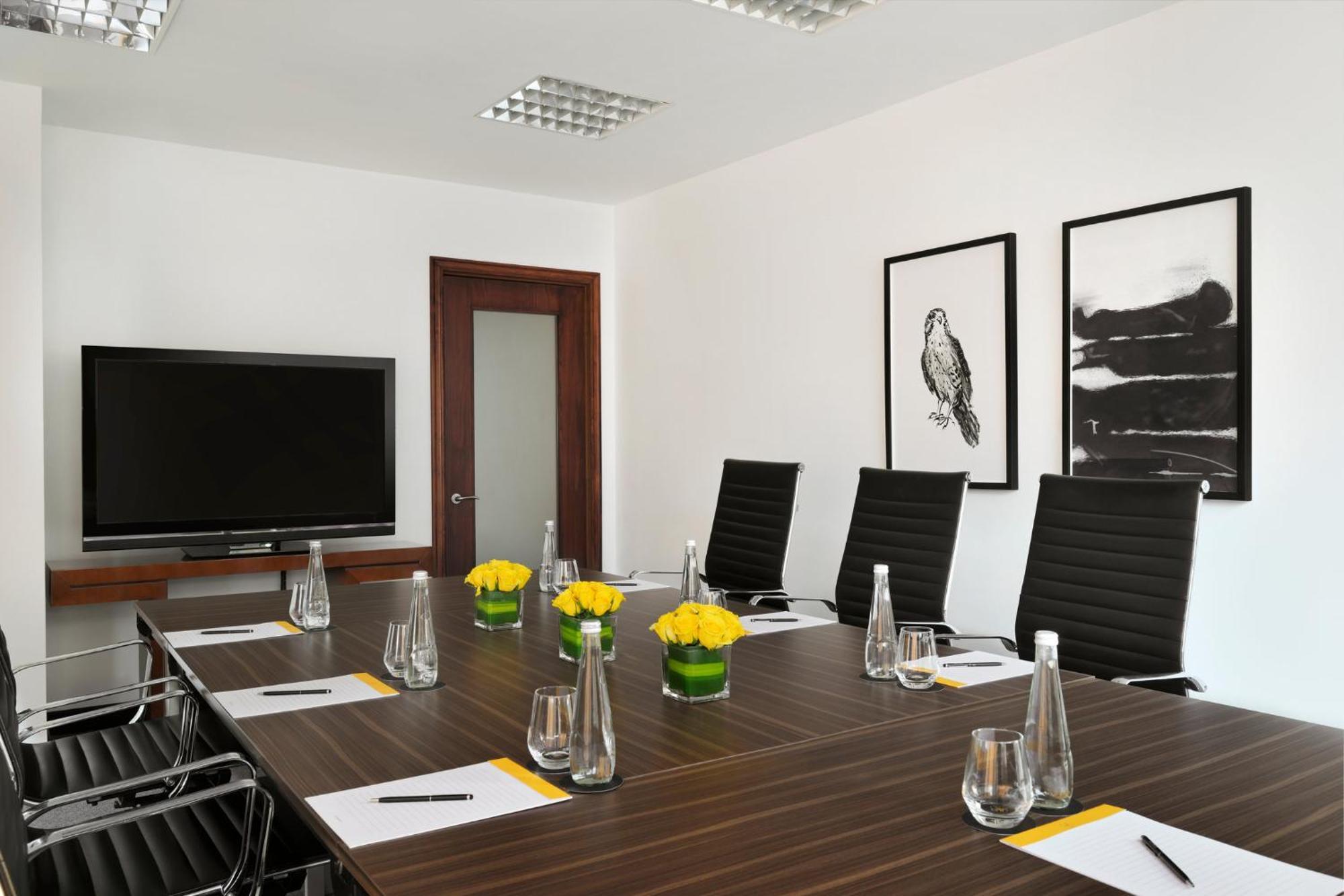 Voco By Ihg Hotel 5*
