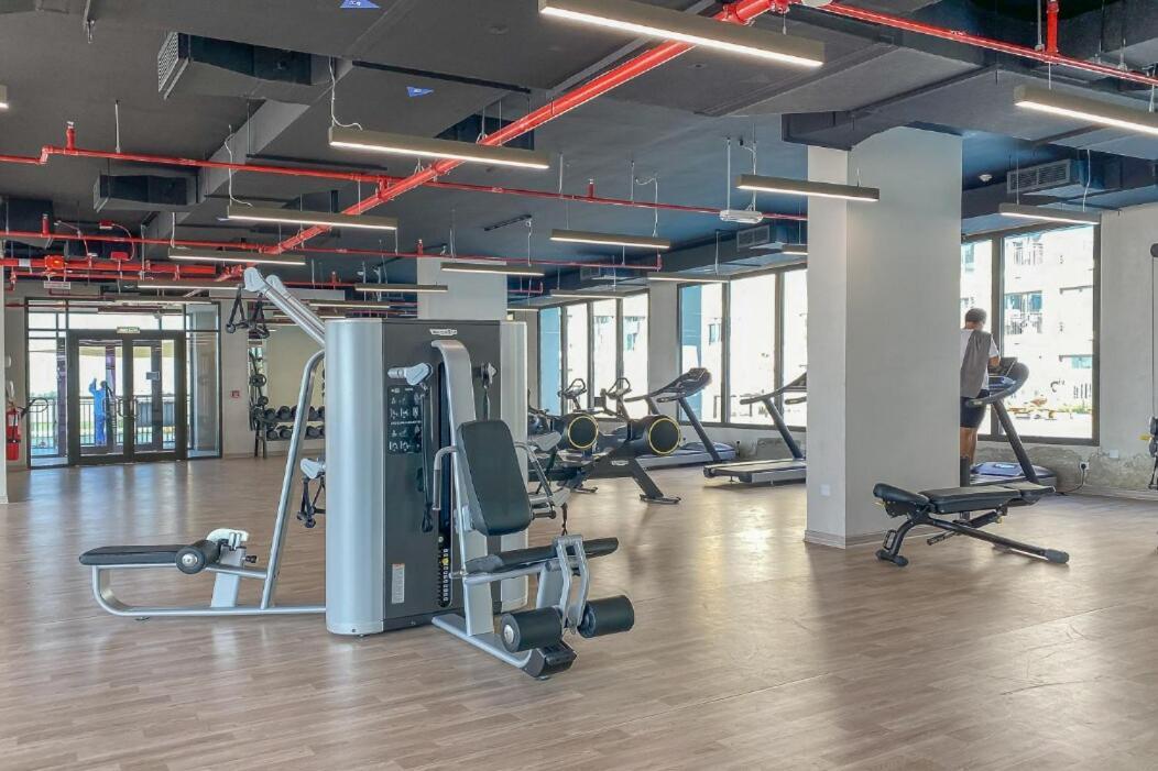 Stylish 1br Near Town Square - Sleeps 4 Guests Dubai