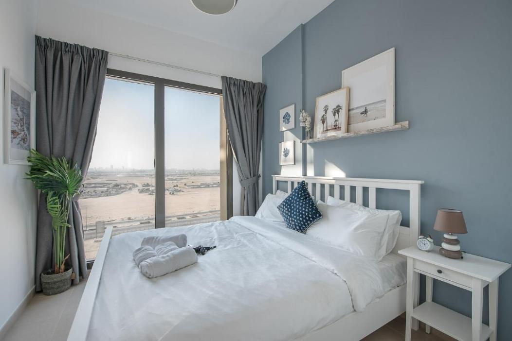 Stylish 1br Near Town Square - Sleeps 4 Guests Apartment
