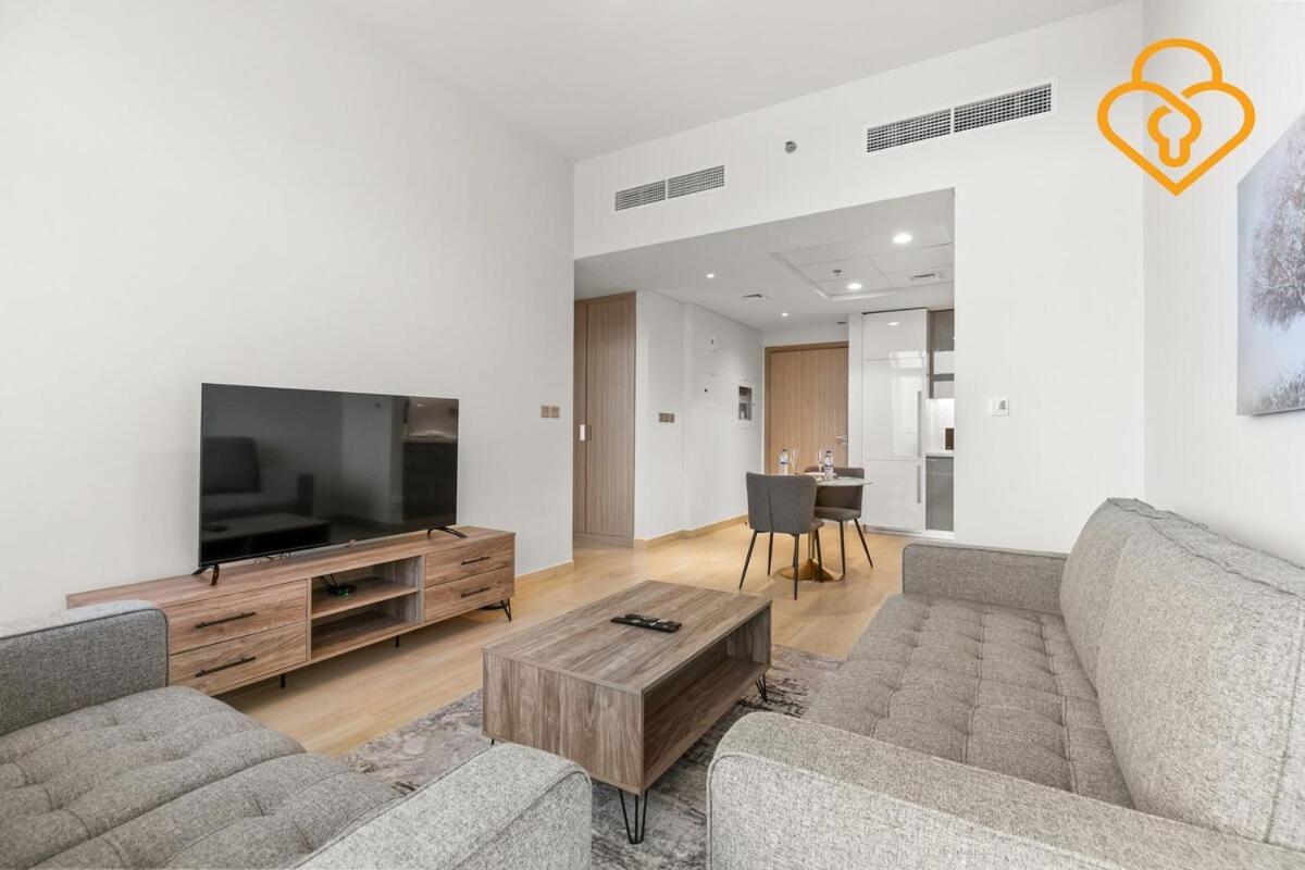 Keysplease 1 Bedroom In Azizi Riviera, Min To Downtown * Dubai