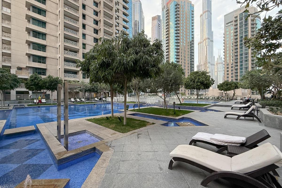 Luxury With Full Burj & Fountain Views Apartment Dubai