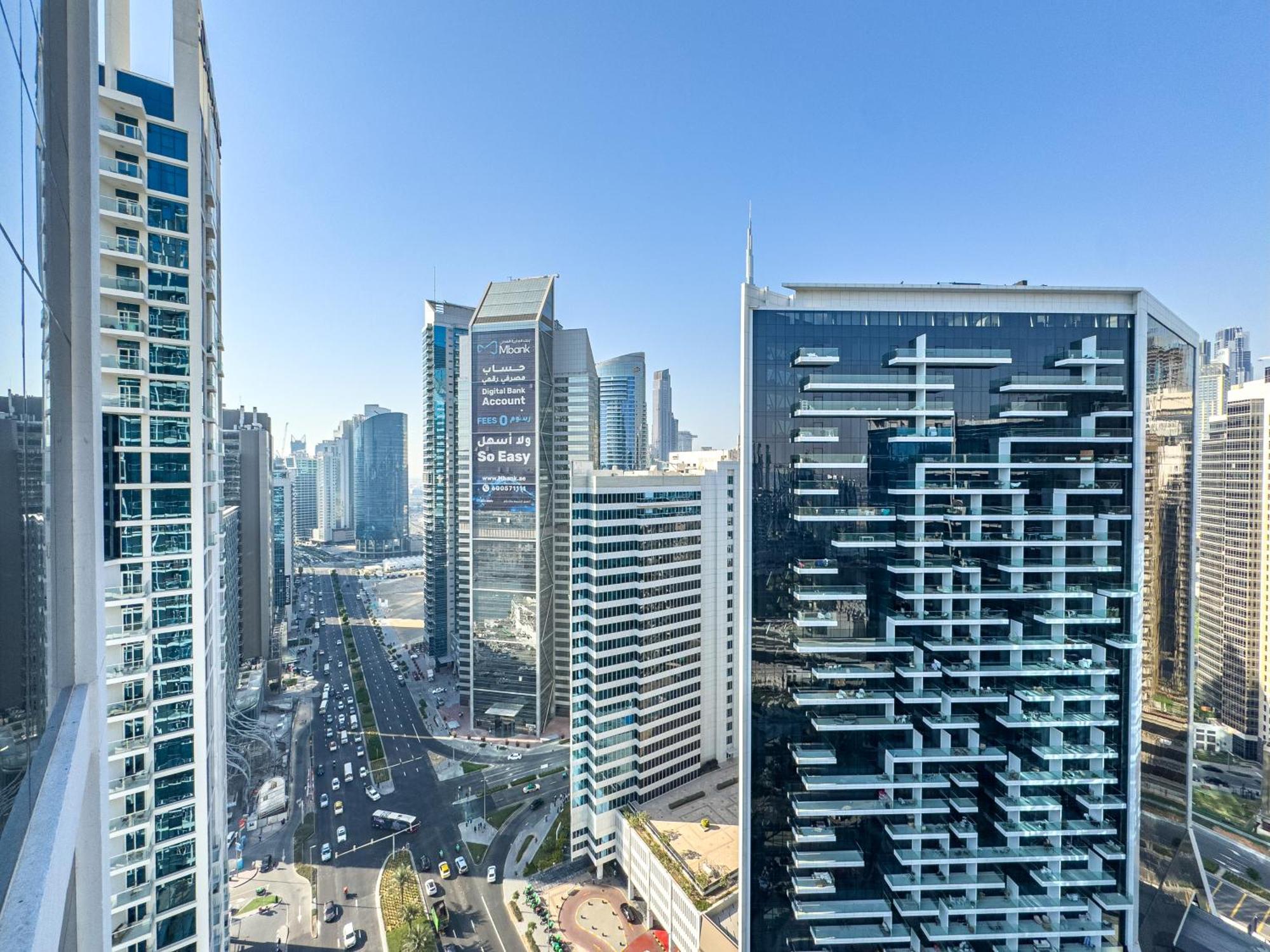 Deluxe One-bedroom In Business Bay With Burj Khalifa And Canal View * Dubai