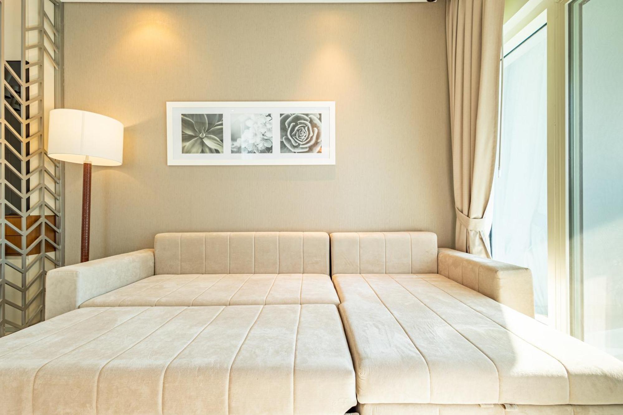Deluxe One-bedroom In Business Bay With Burj Khalifa And Canal View *
