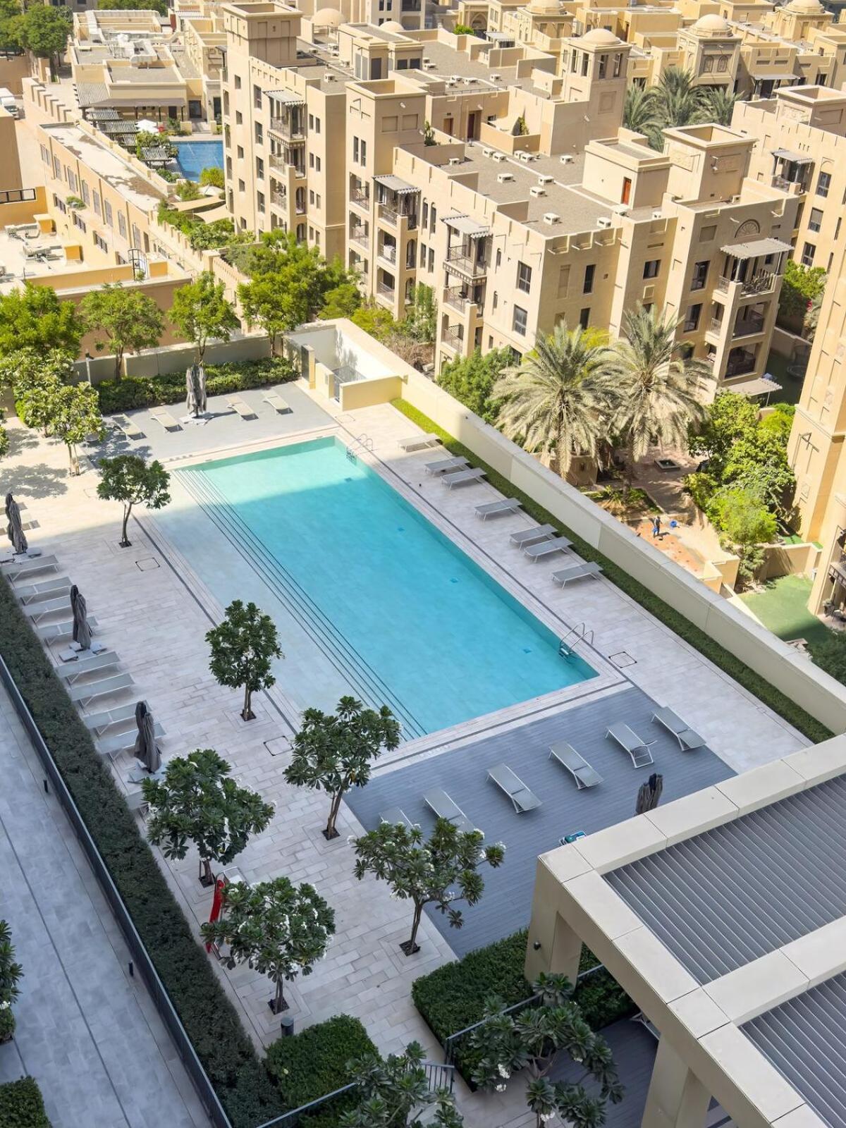 Burj Royale 1 Bedroom 5 Min Walk To Burj Khalifa * Dubai