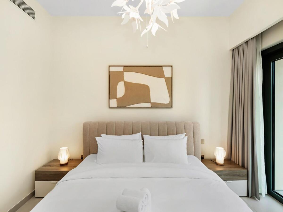 Burj Royale 1 Bedroom 5 Min Walk To Burj Khalifa Apartment Dubai