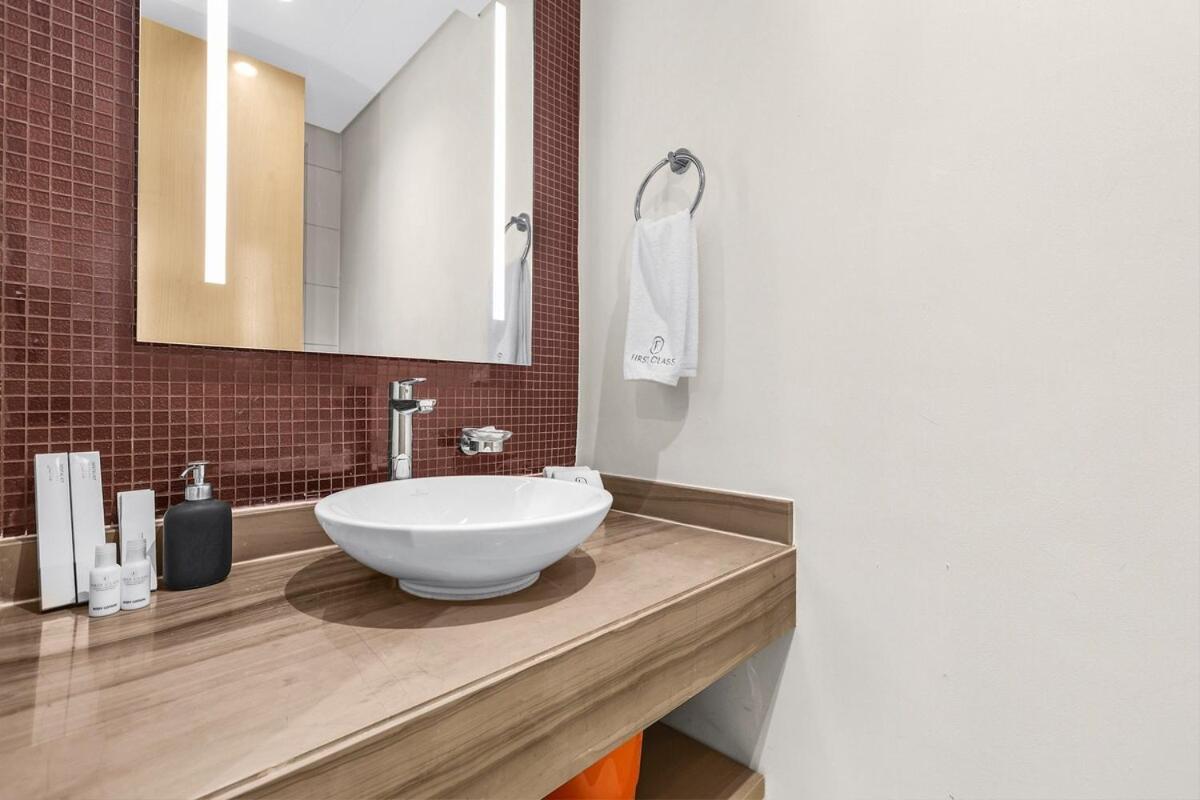 Apartment First Class 2br Ultimate Luxury & Glam Escape *