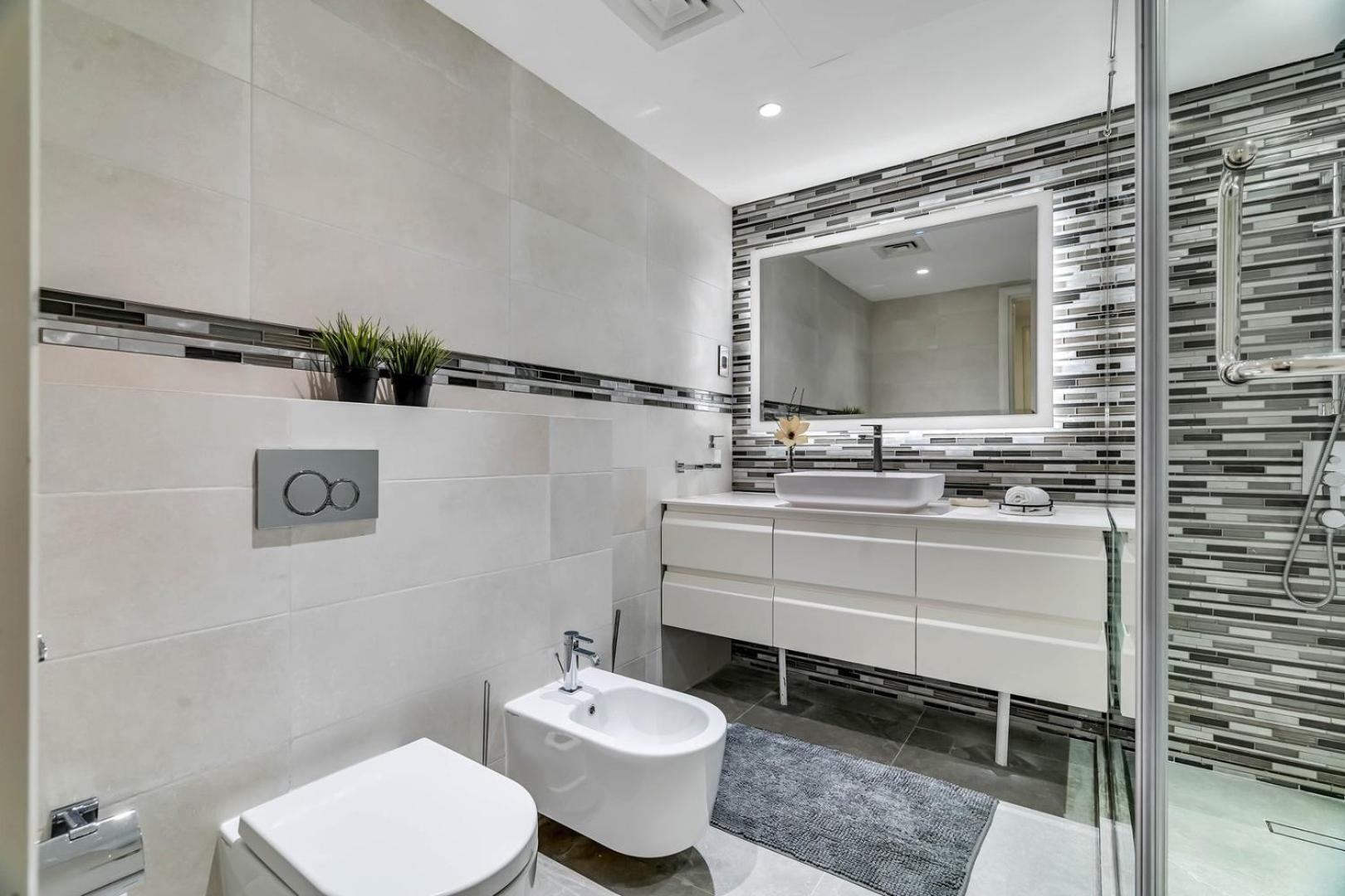 Guestready - Upscale Living Near Downtown Apartment