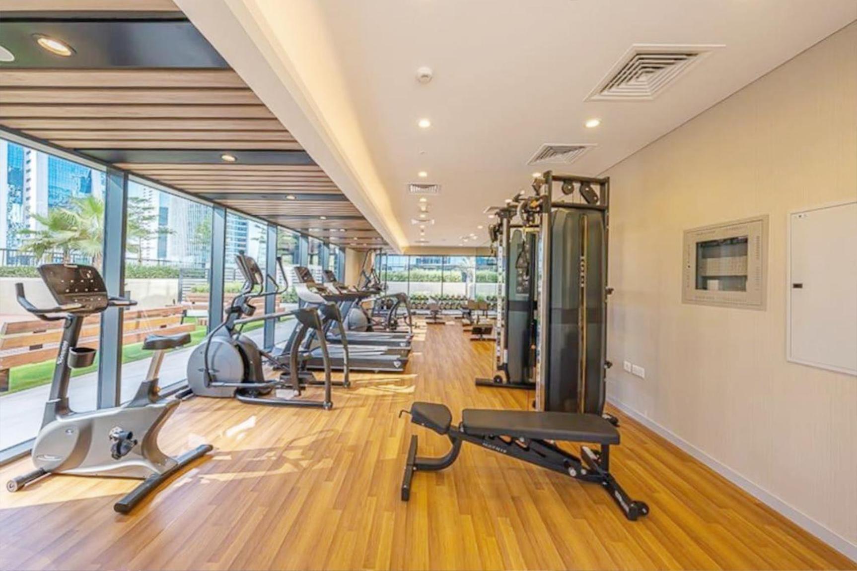Canalfront Gem 1br In Zada Tower By Livbnb