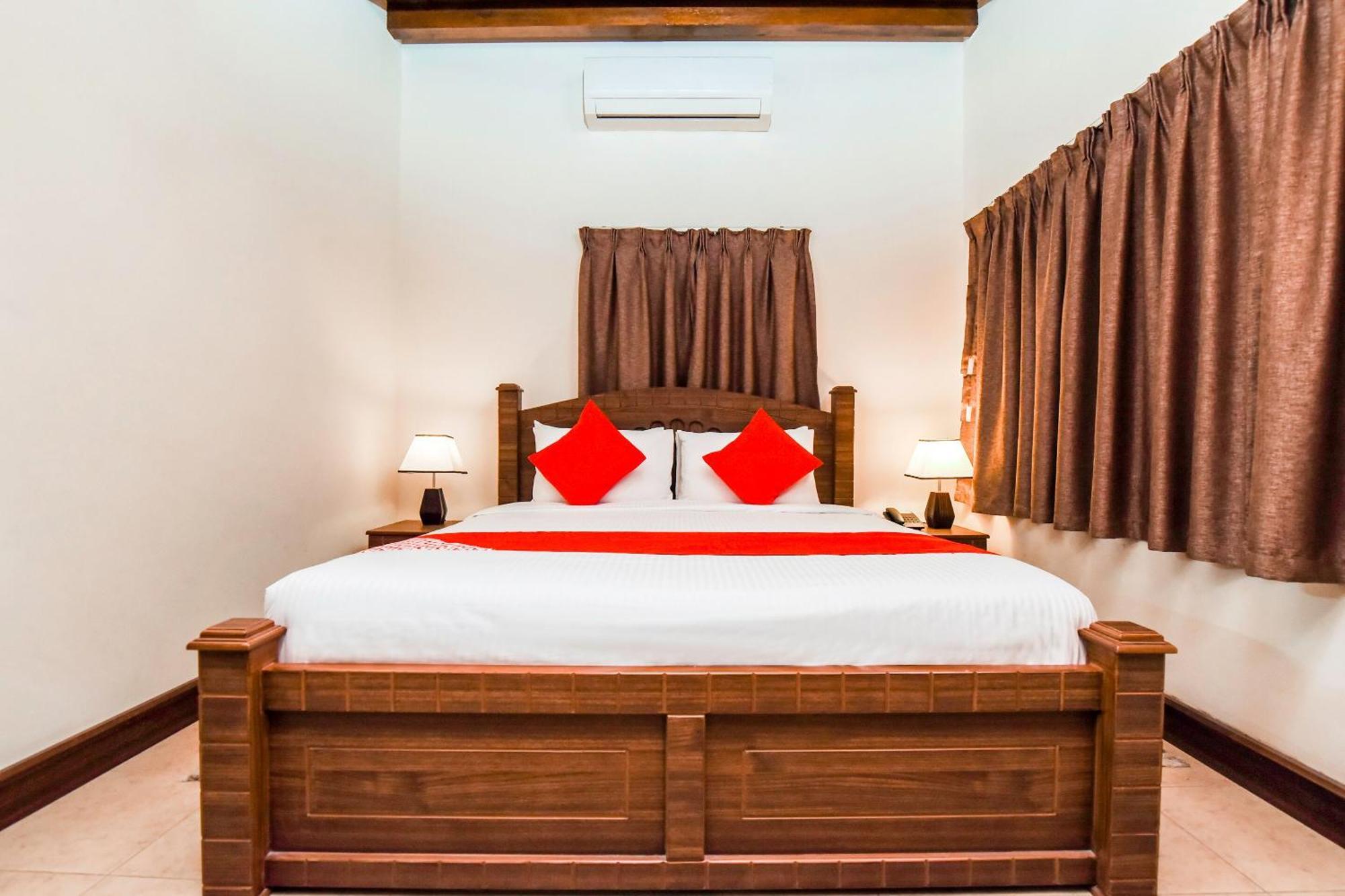 Capital O160 Lumbini Dream Garden Llc Hotel 2*