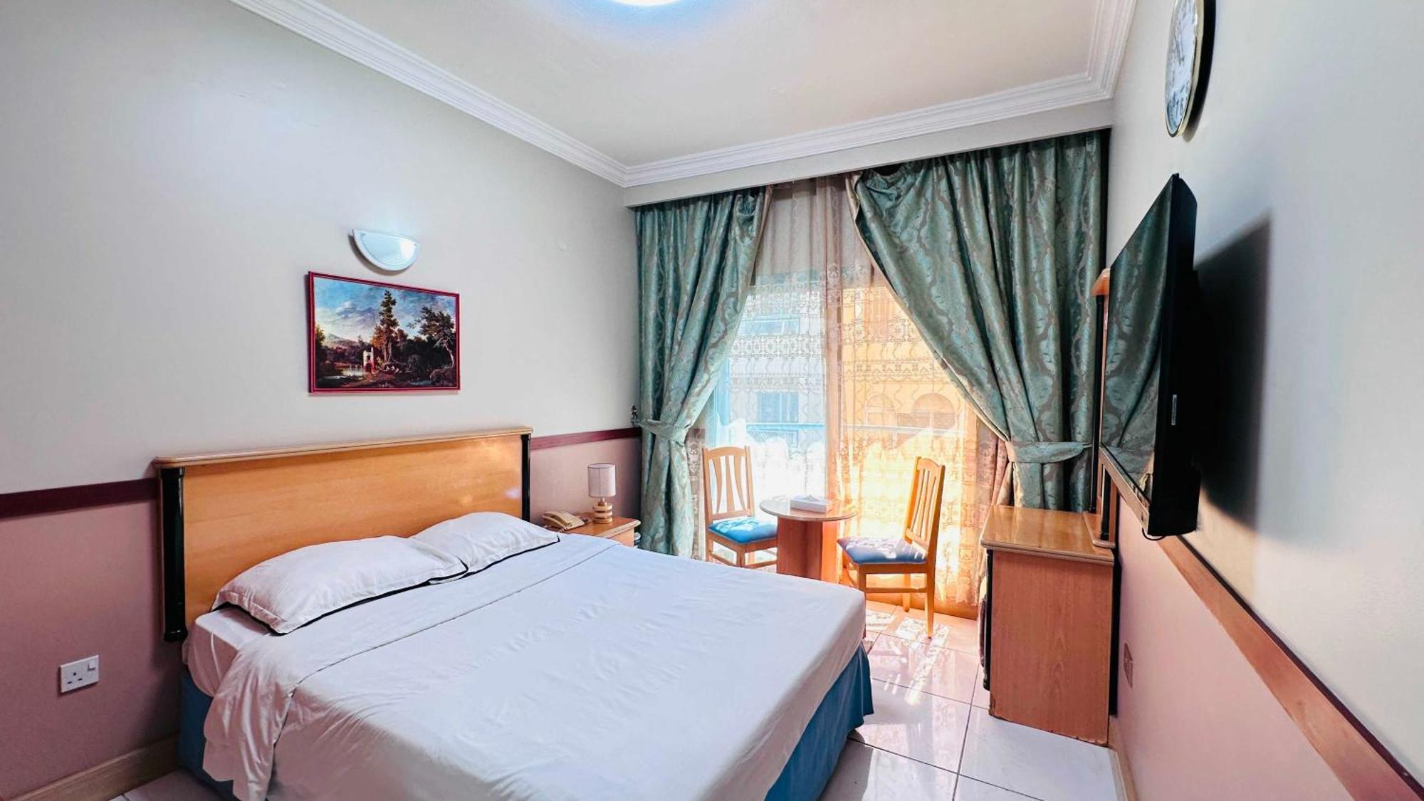 San Marino Hotel