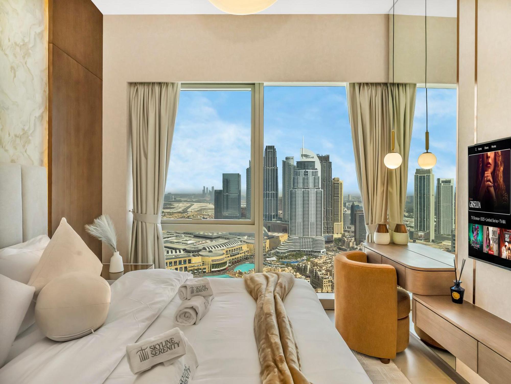 Apartment Crown Jewel 2 Bedroom I Iconic Burj Khalifa And Fountain Views I Free Parking, Gym, Pool, Wi-fi And Ps5 I By Skyline Serenity *