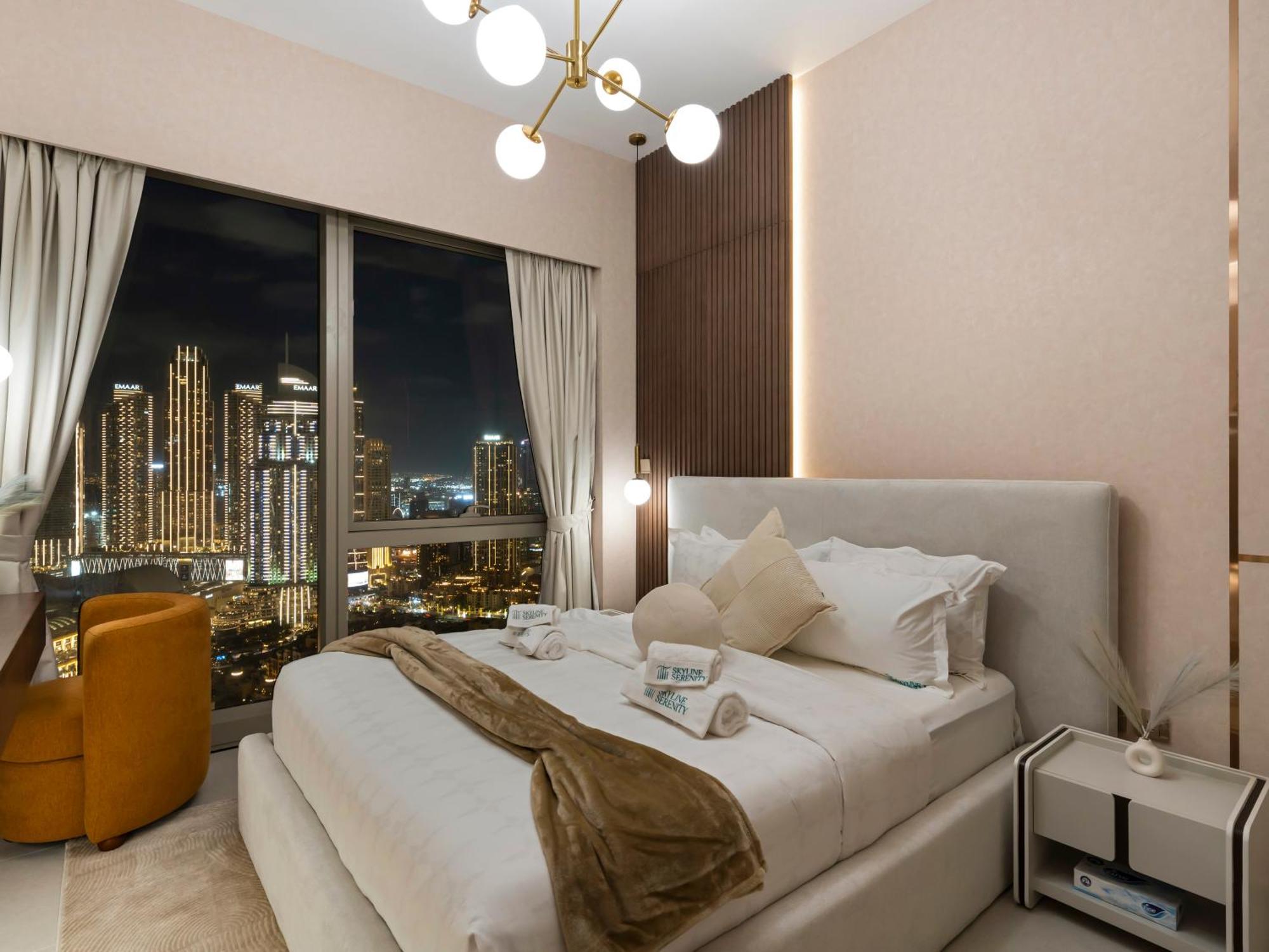 Crown Jewel 2 Bedroom I Iconic Burj Khalifa And Fountain Views I Free Parking, Gym, Pool, Wi-fi And Ps5 I By Skyline Serenity * Dubai