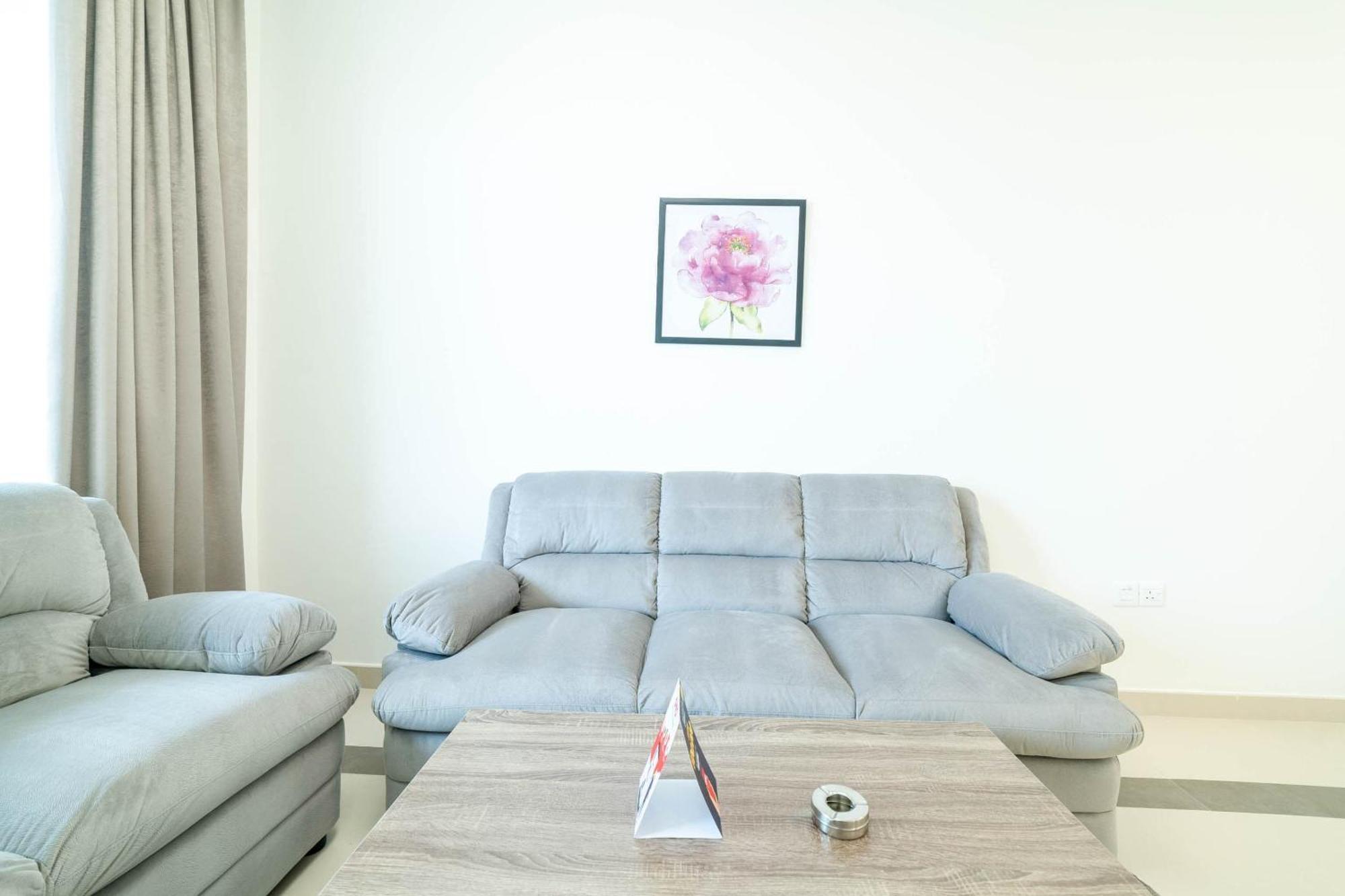 Oyo 589 Najma Tower, Two Bedrooms Apartments, Sports * Dubai