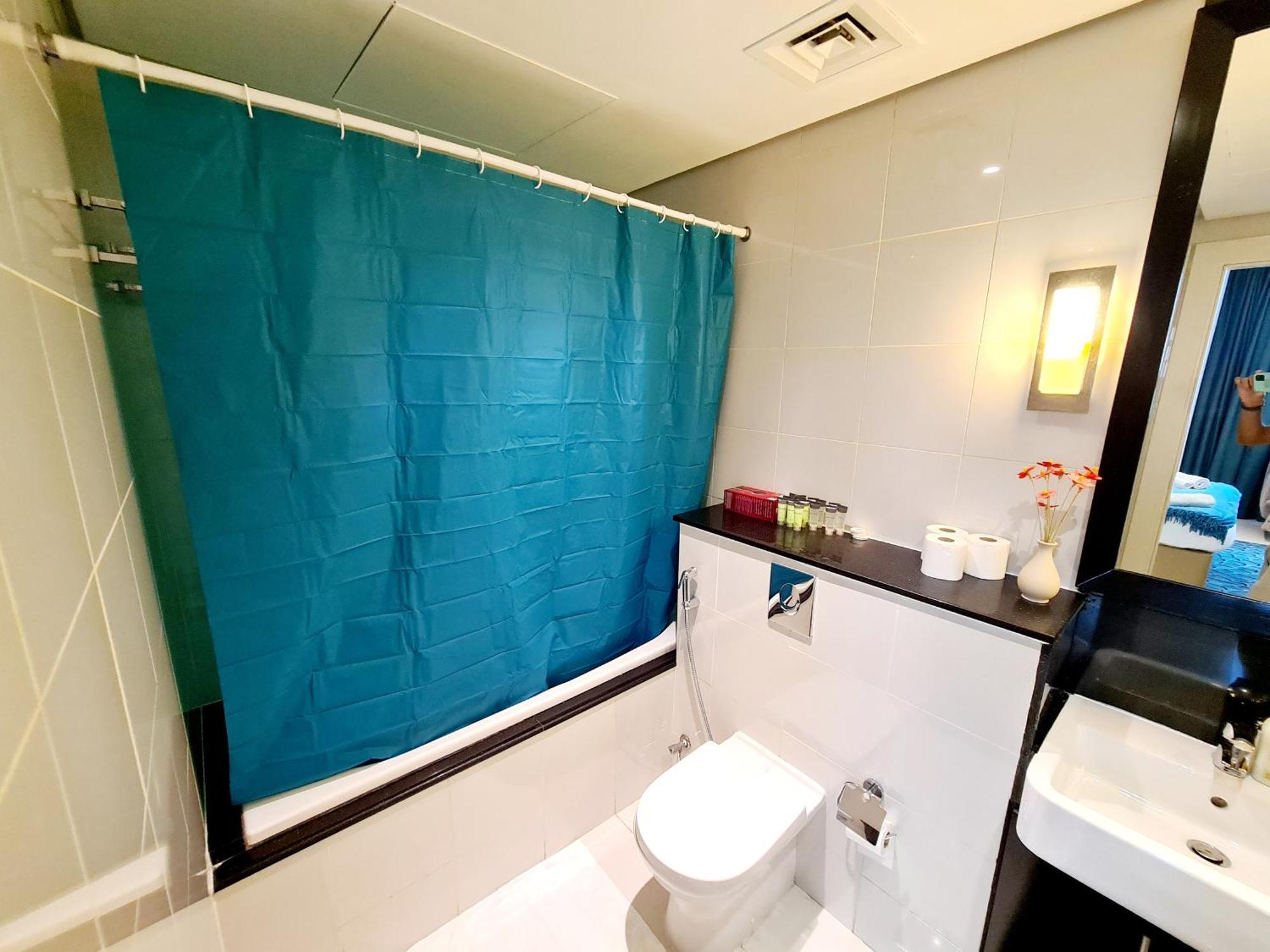 Sunrise Homes - Large Spacious In Business Bay Dubai