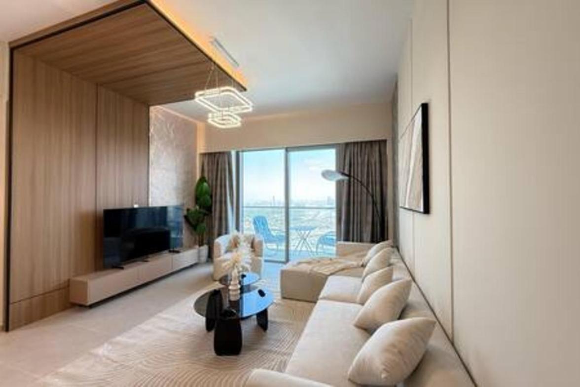Likehome - 2 Bhk With Burj Khalifa View In Downtown Apartment Dubai