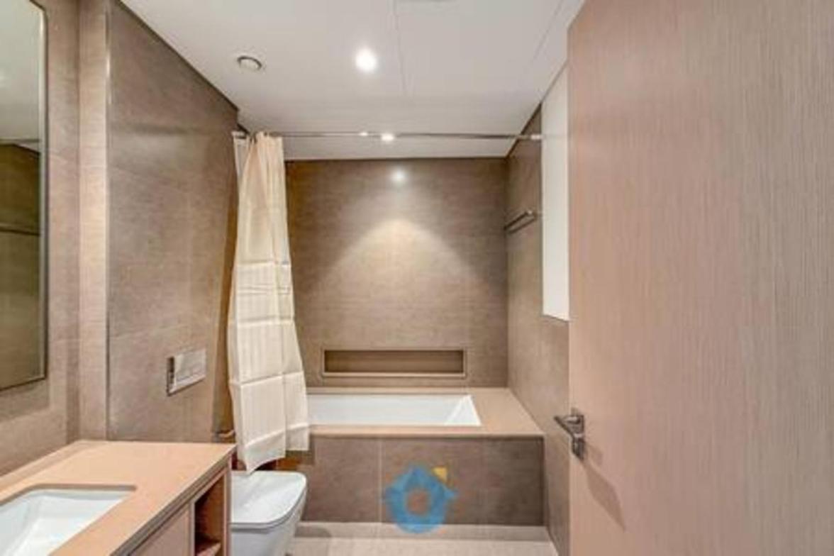 Likehome - Sky-High Two Bedroom Apartment In Downtown