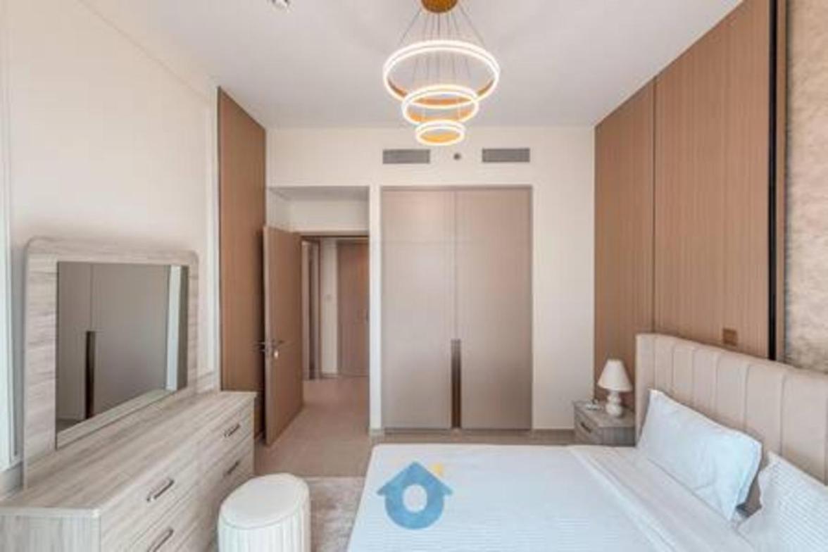 Likehome - Sky-High Two Bedroom Apartment In Downtown *
