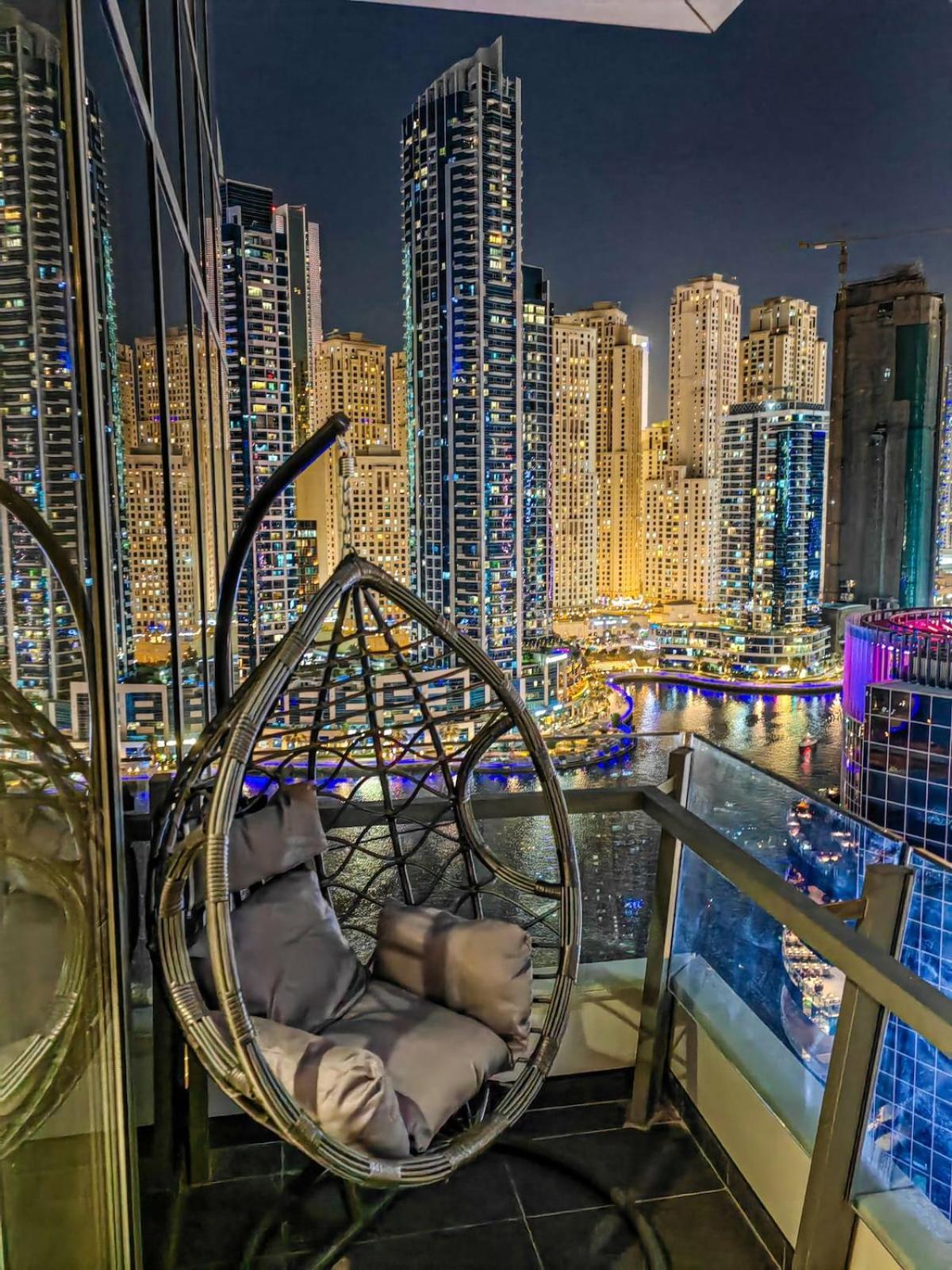 Nomad Retreats- Silverene Tower Marina View Daire Dubai