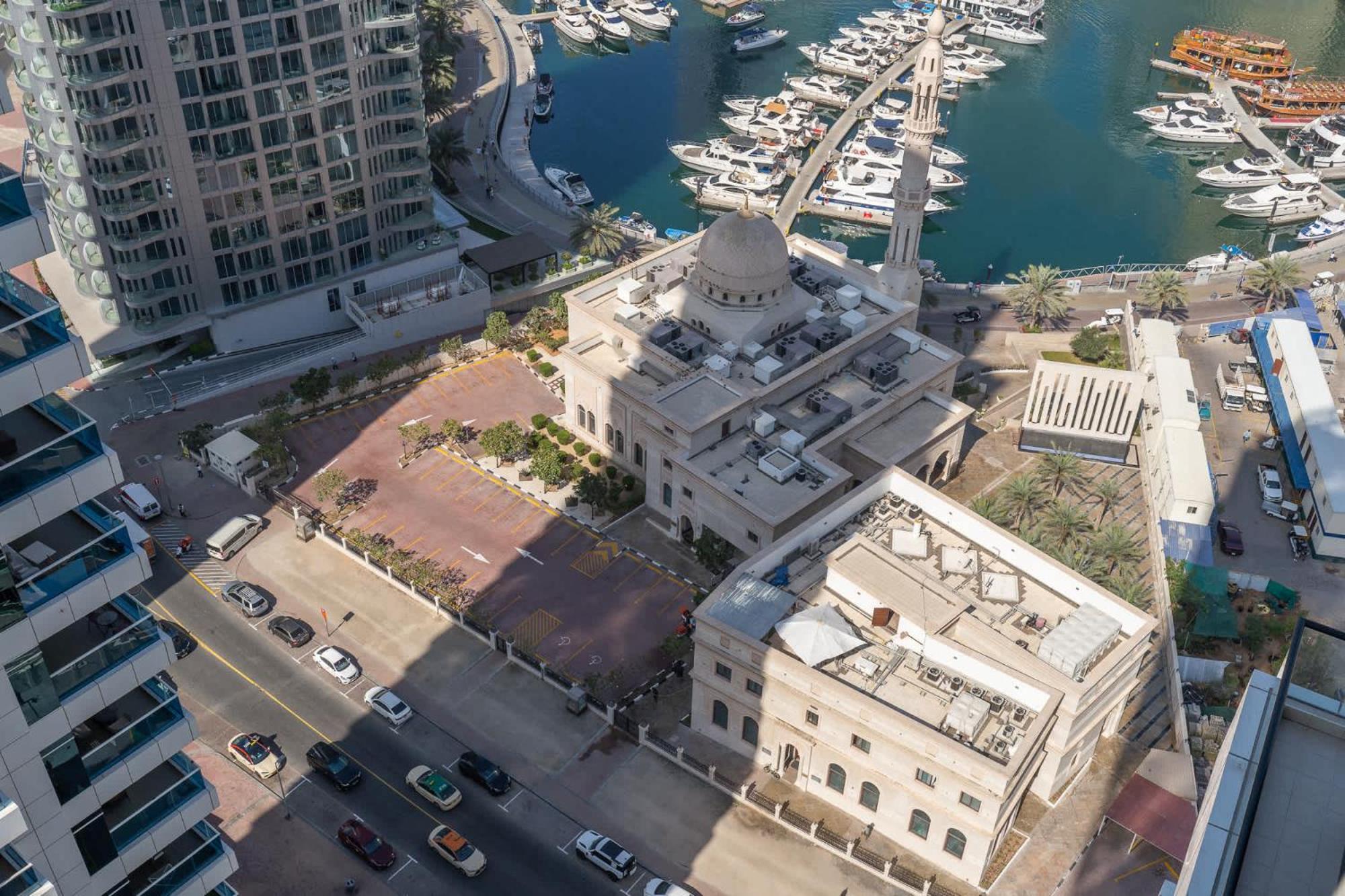 Scenic In Escan Tower With Marina Views * Dubai