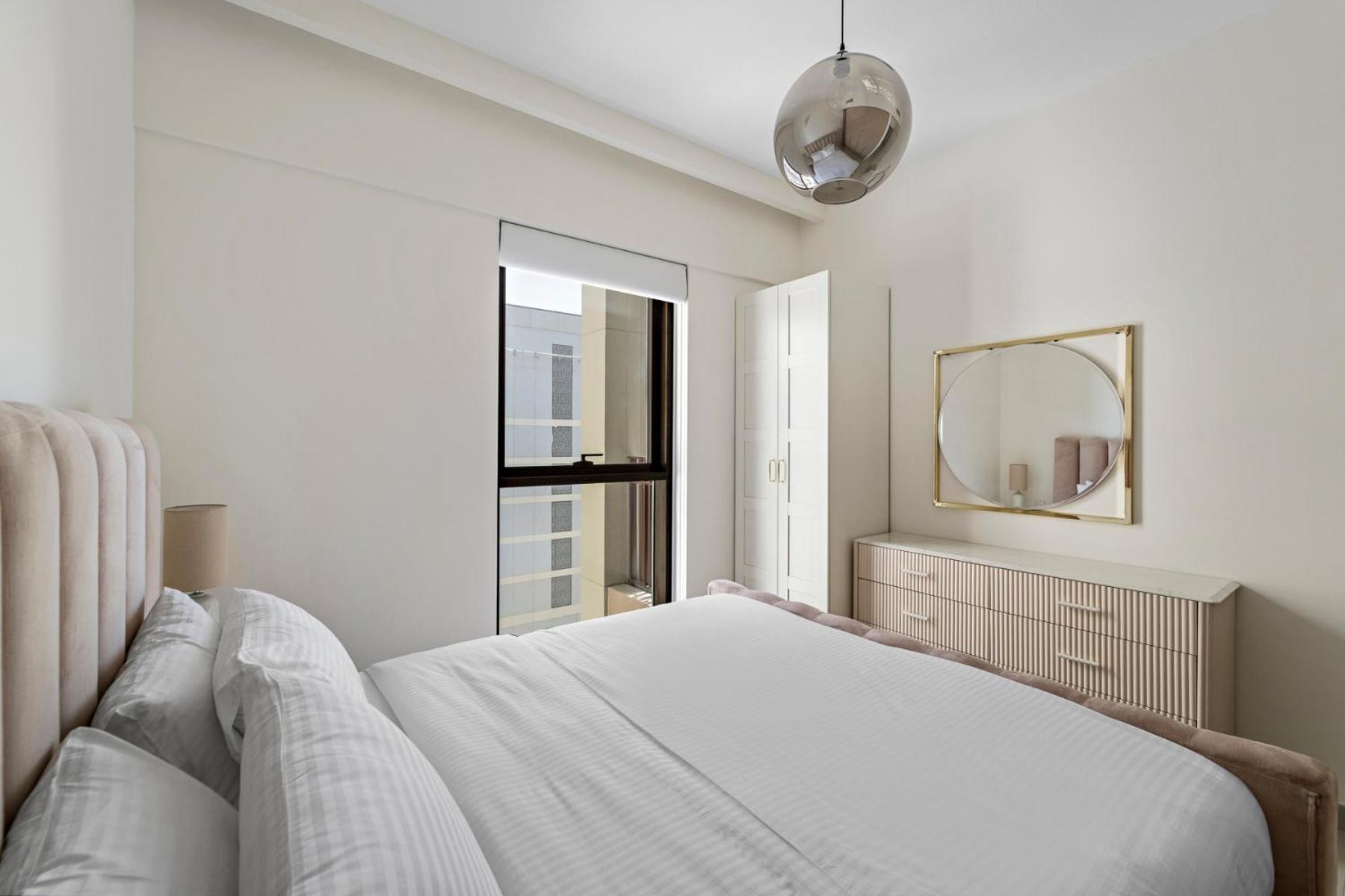 Apartment 1br Summer 4 Direct Access Dubai