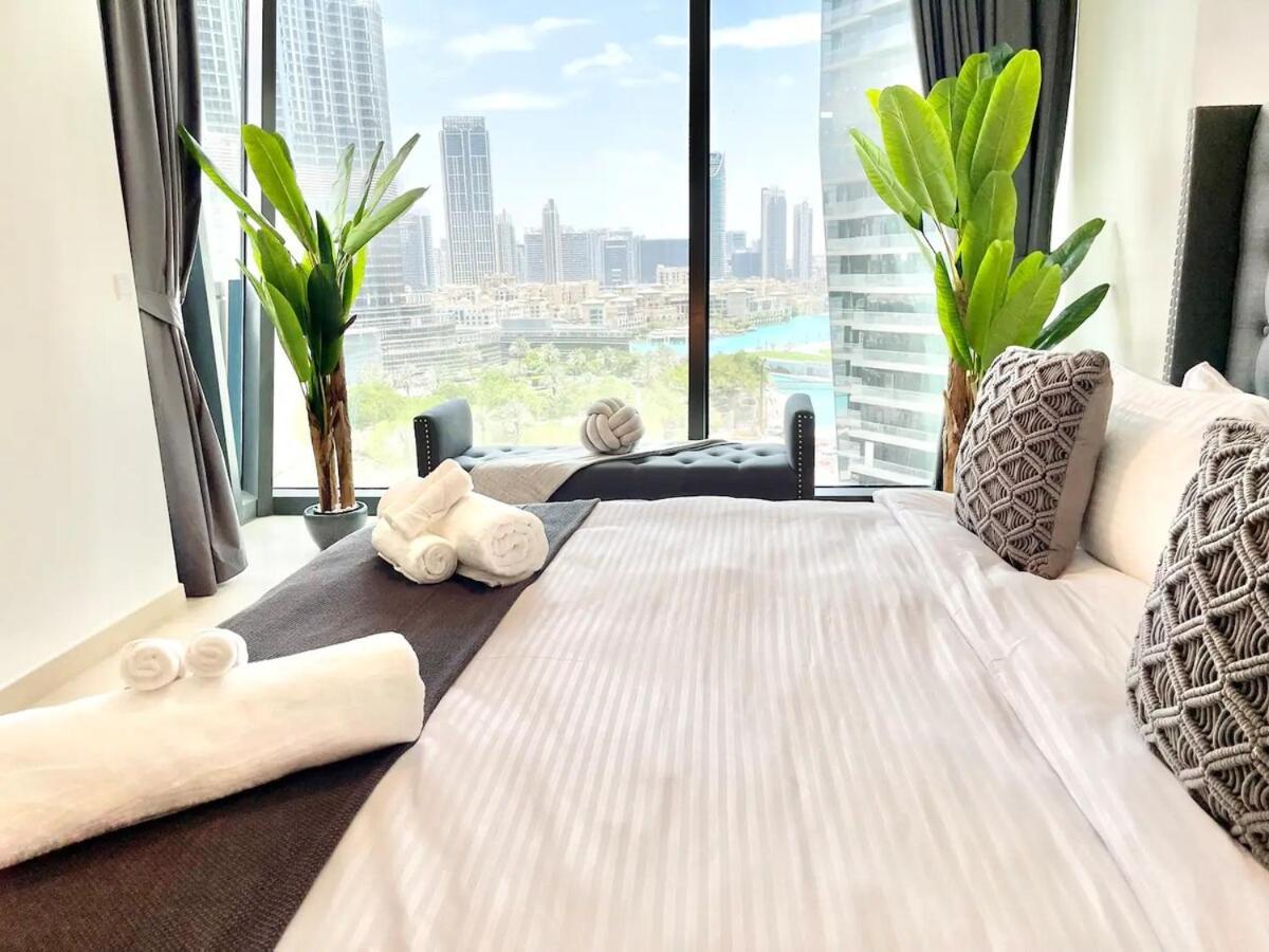 First Class 3br Burj Khalifa & Fountain View * Dubai