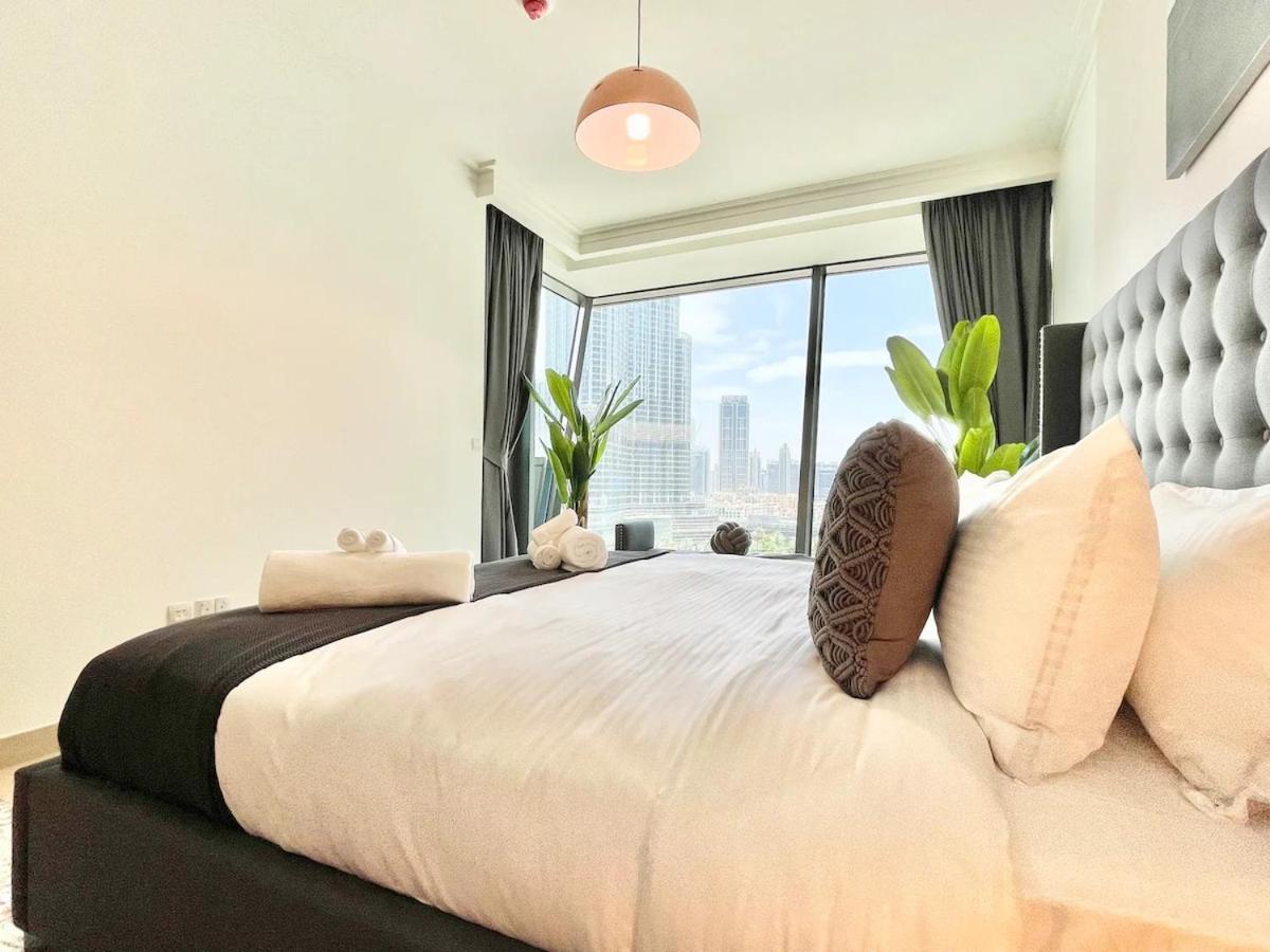 First Class 3br Burj Khalifa & Fountain View * Dubai