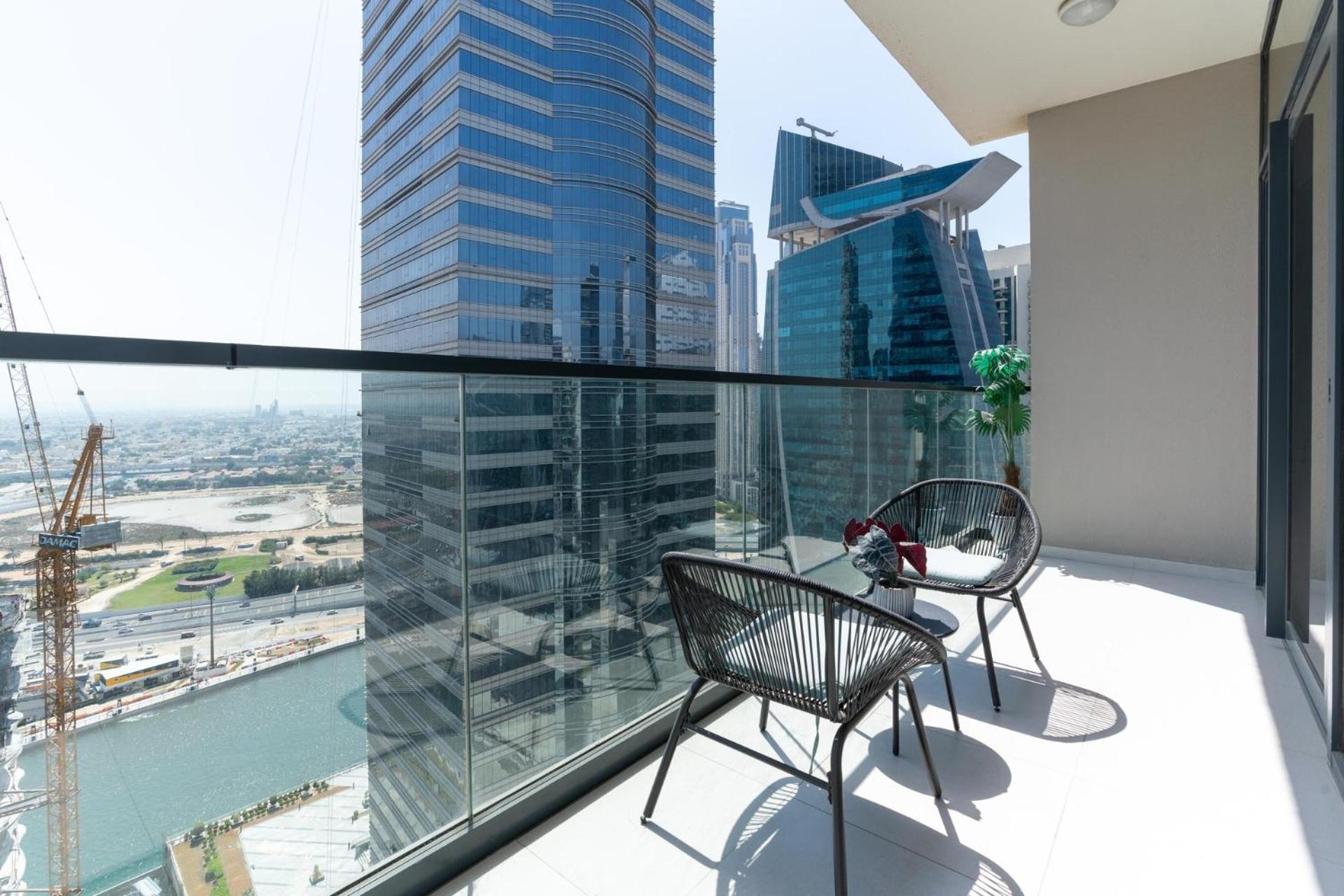 Sleek & Modern 1-bed In Zada Tower Business Bay Apartment Dubai