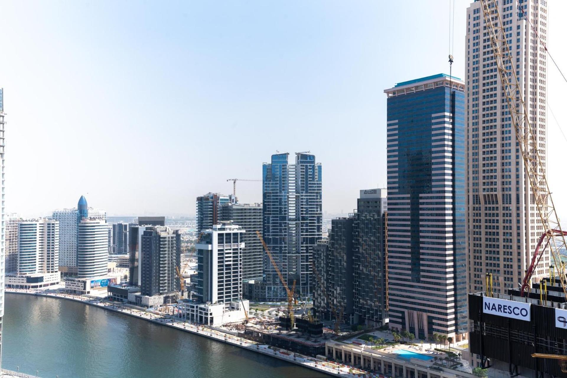 Sleek & Modern 1-bed In Zada Tower Business Bay *