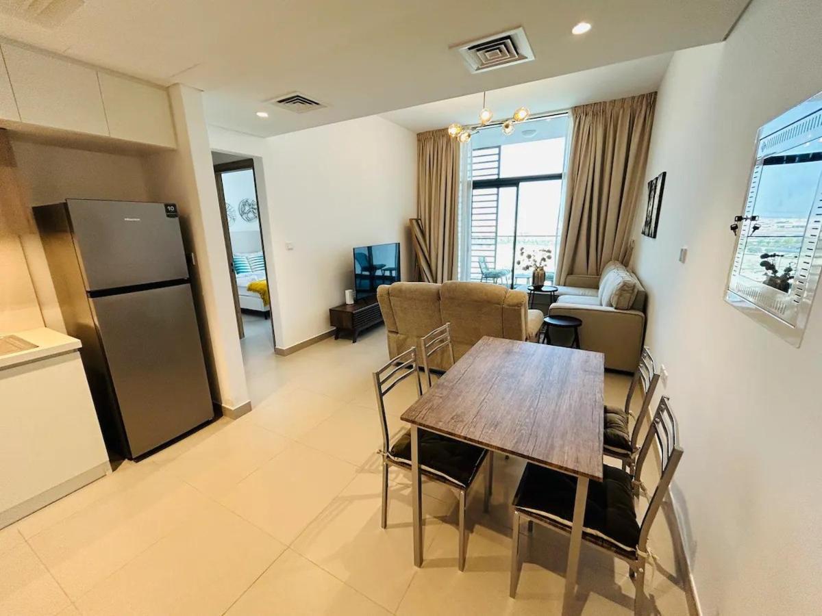 Beautiful View, Fully-equipped * Dubai