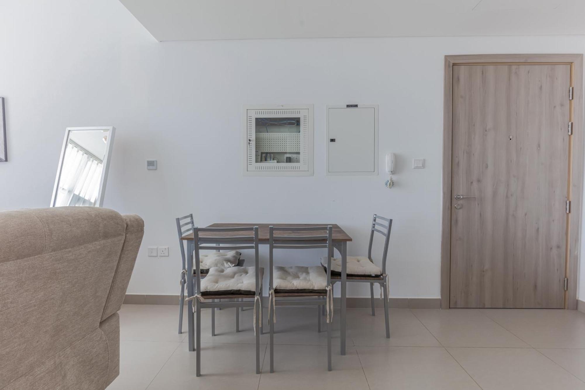 Beautiful View, Fully-equipped Apartment