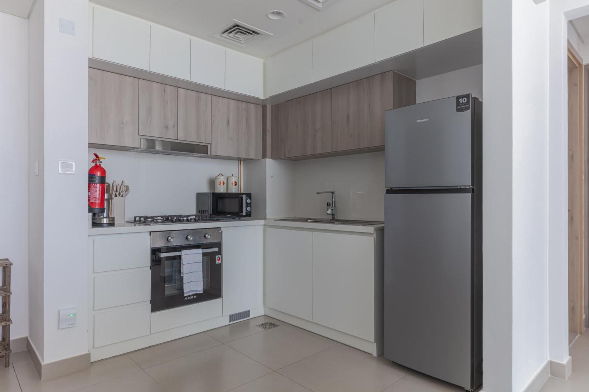 Beautiful View, Fully-equipped Apartment Dubai