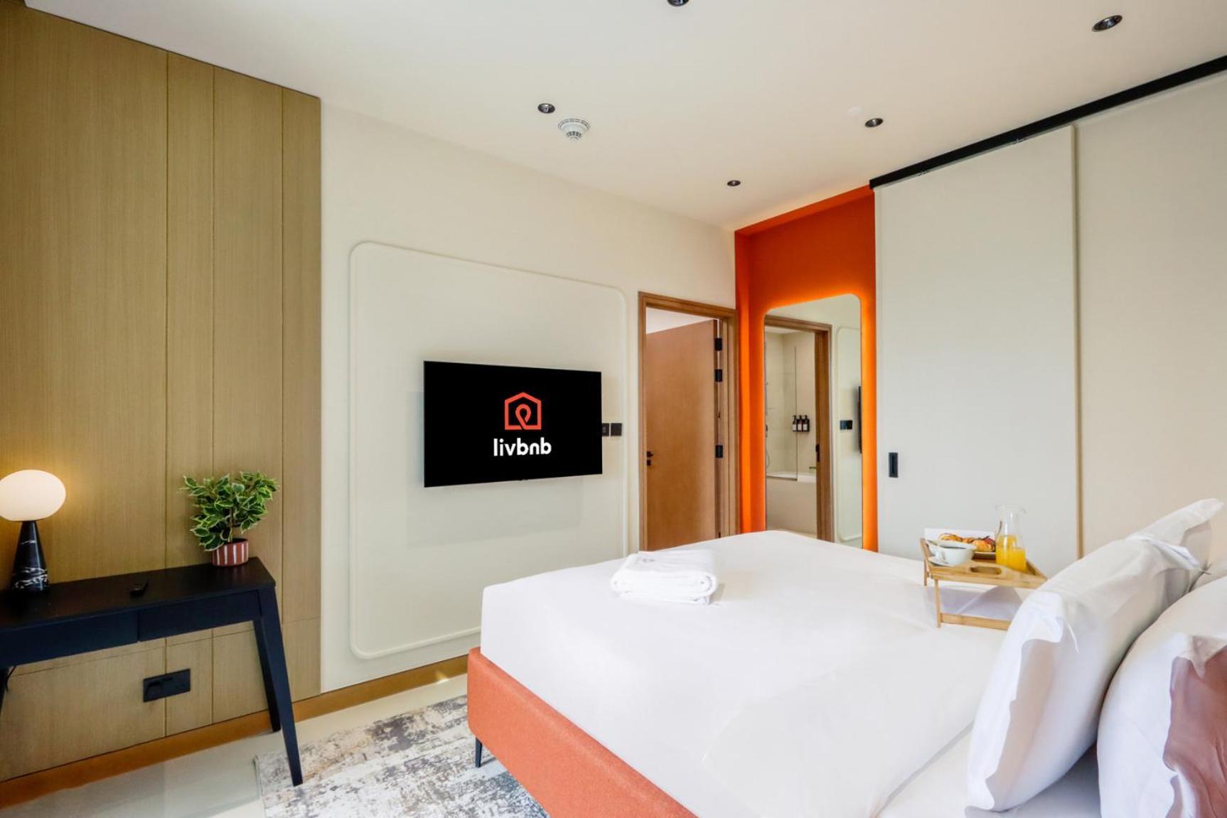 1br Gem With Stunning Marina Views, Close To Metro * Dubai