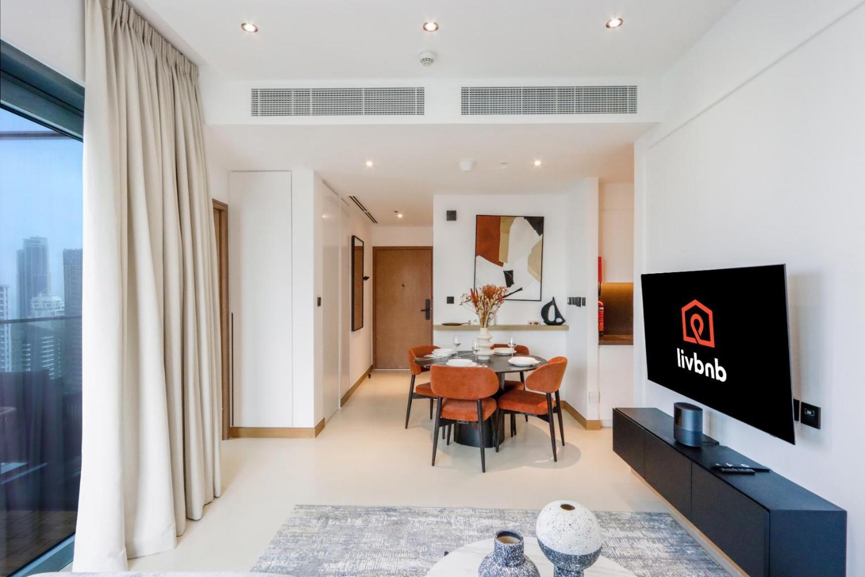 1br Gem With Stunning Marina Views, Close To Metro Apartment *