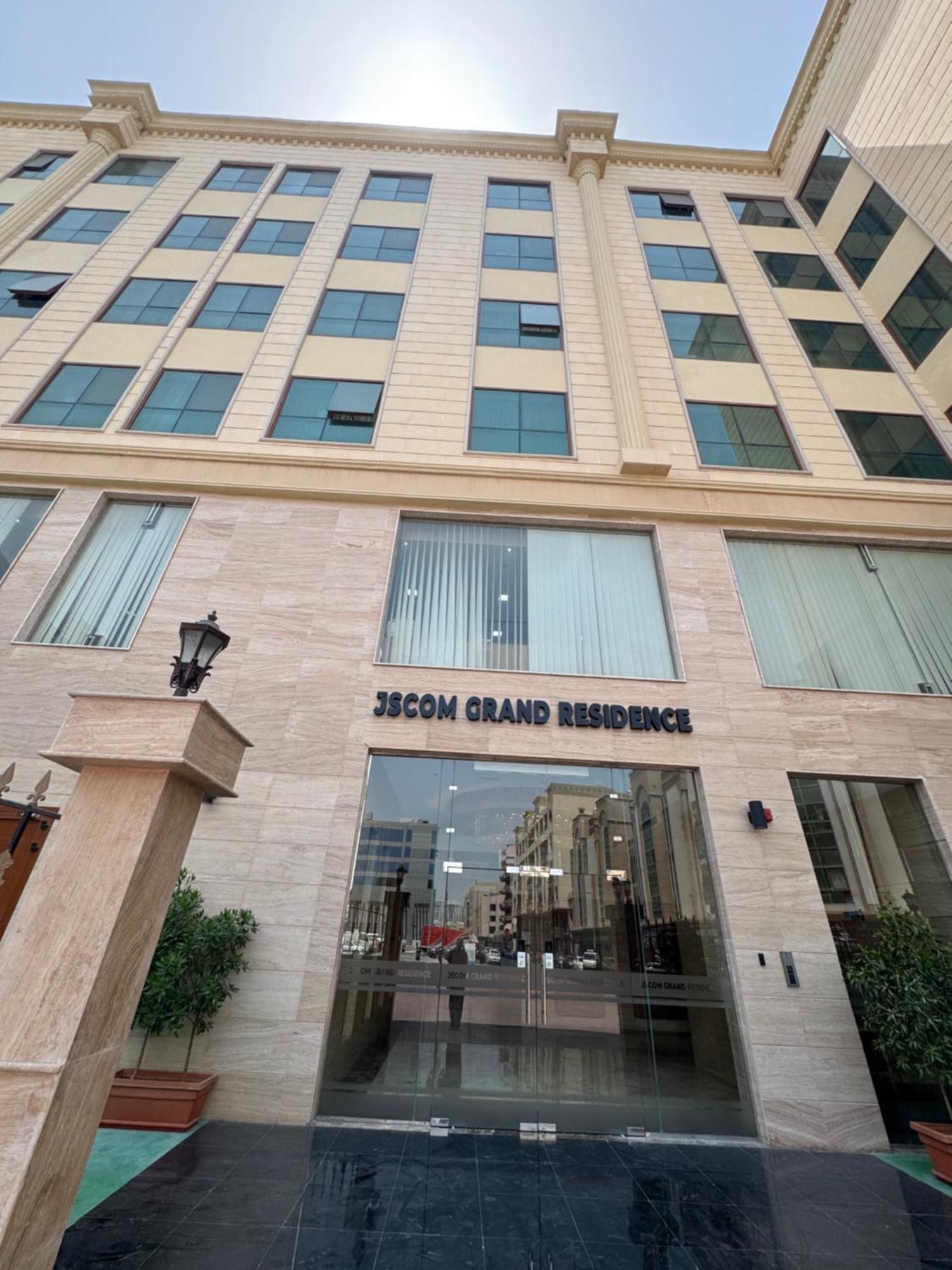 1bhk , 5 Mins From Dxb Airport & Metro Apartment *